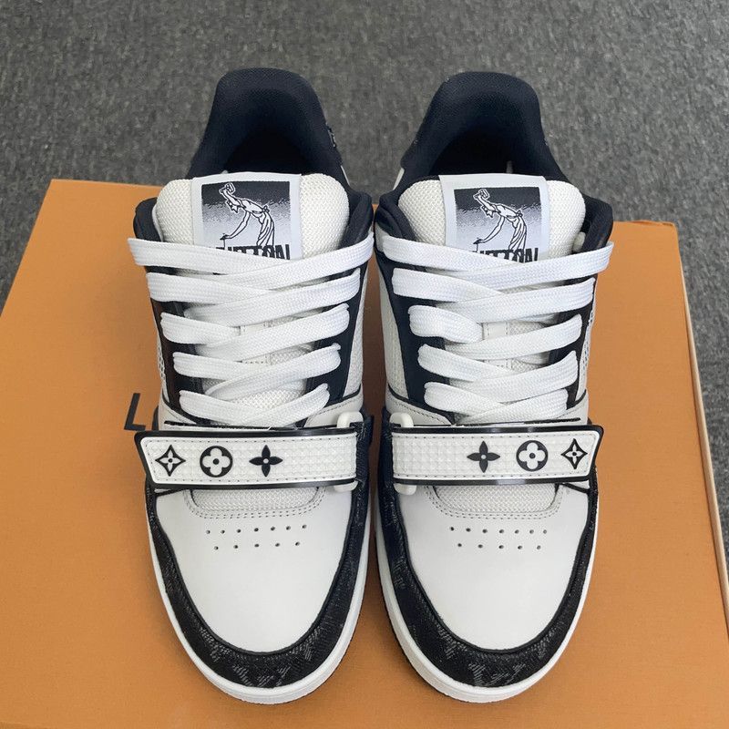 Louis Vuitton Louis Vuitton Trainer Low Top Sneakers in Black and White - Size US 6.5 / EU 39-40 - 2 Thumbnail