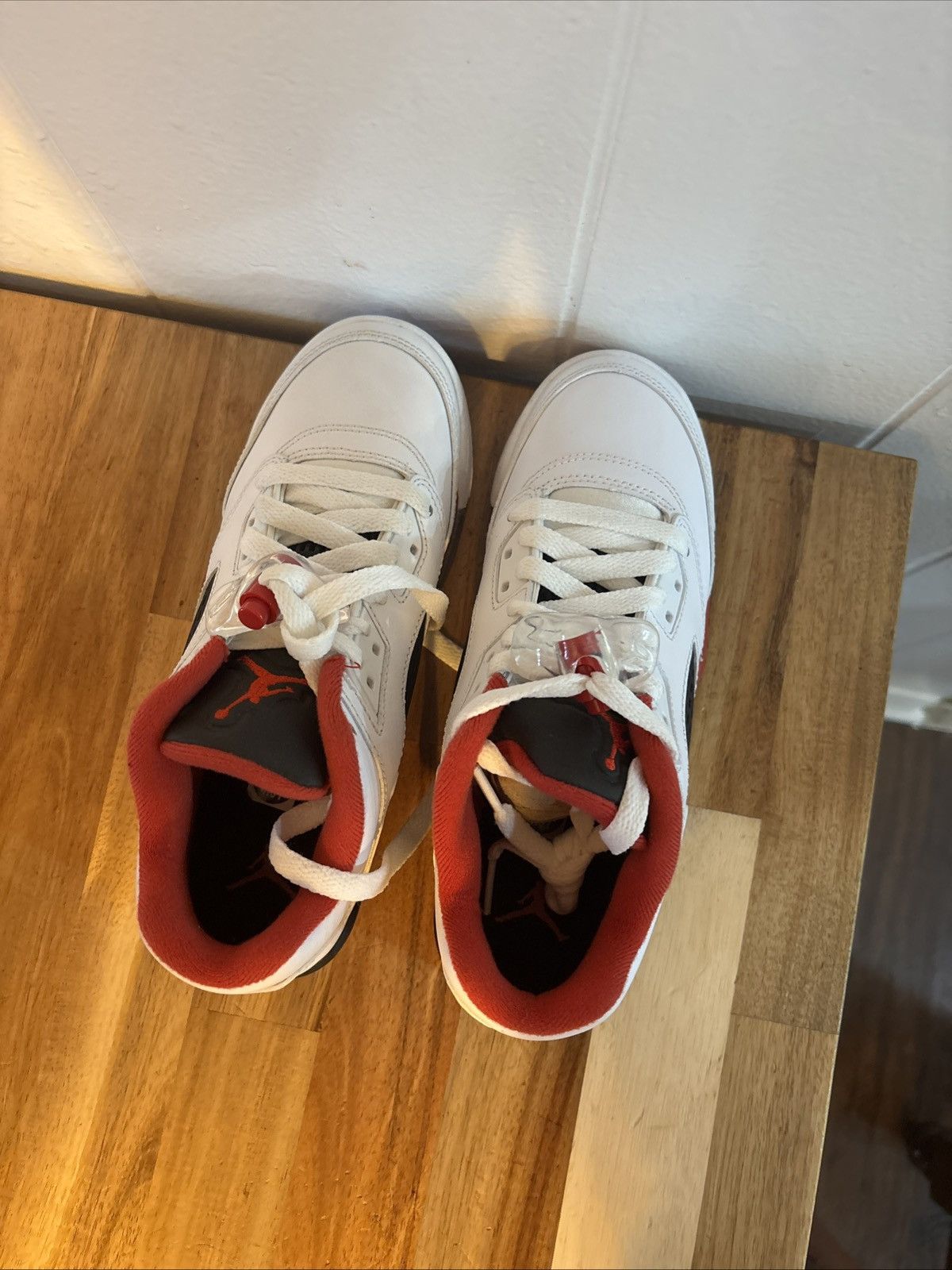 Nike Jordan shoes 4.5y Size US 5.5 / EU 38 - 4 Thumbnail