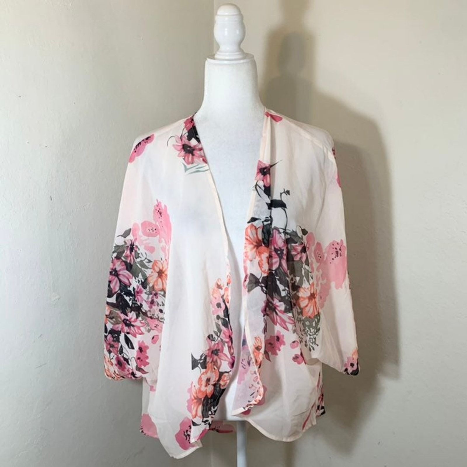 Other Pink Floral Women Top Cardigan size S Size S / US 4 / IT 40 - 1 Thumbnail