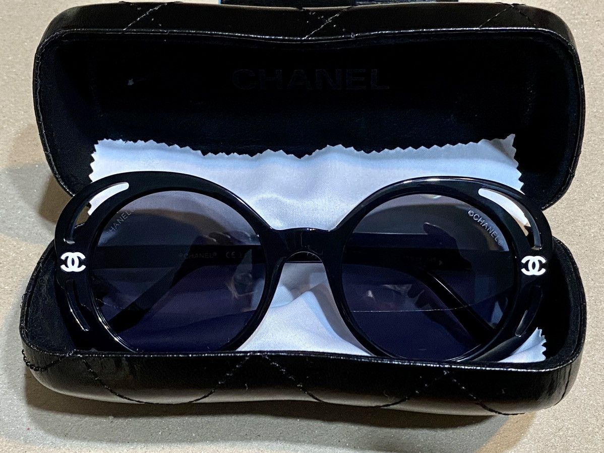 image of Chanel Round Sunglasses in Black, Women's