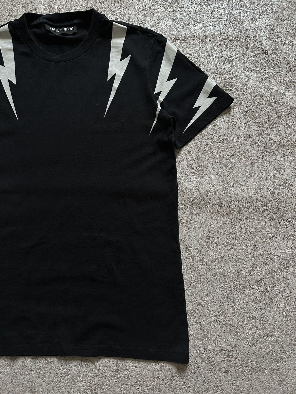 Neil Barrett NEIL BARRETT THUNDER BOLT T-SHIRT Size US S / EU 44-46 / 1 - 3 Thumbnail