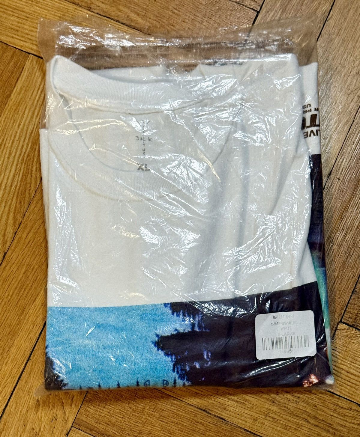 Travis Scott Travis Scott MJ gate T shirt Size US XL / EU 56 / 4 - 6 Thumbnail