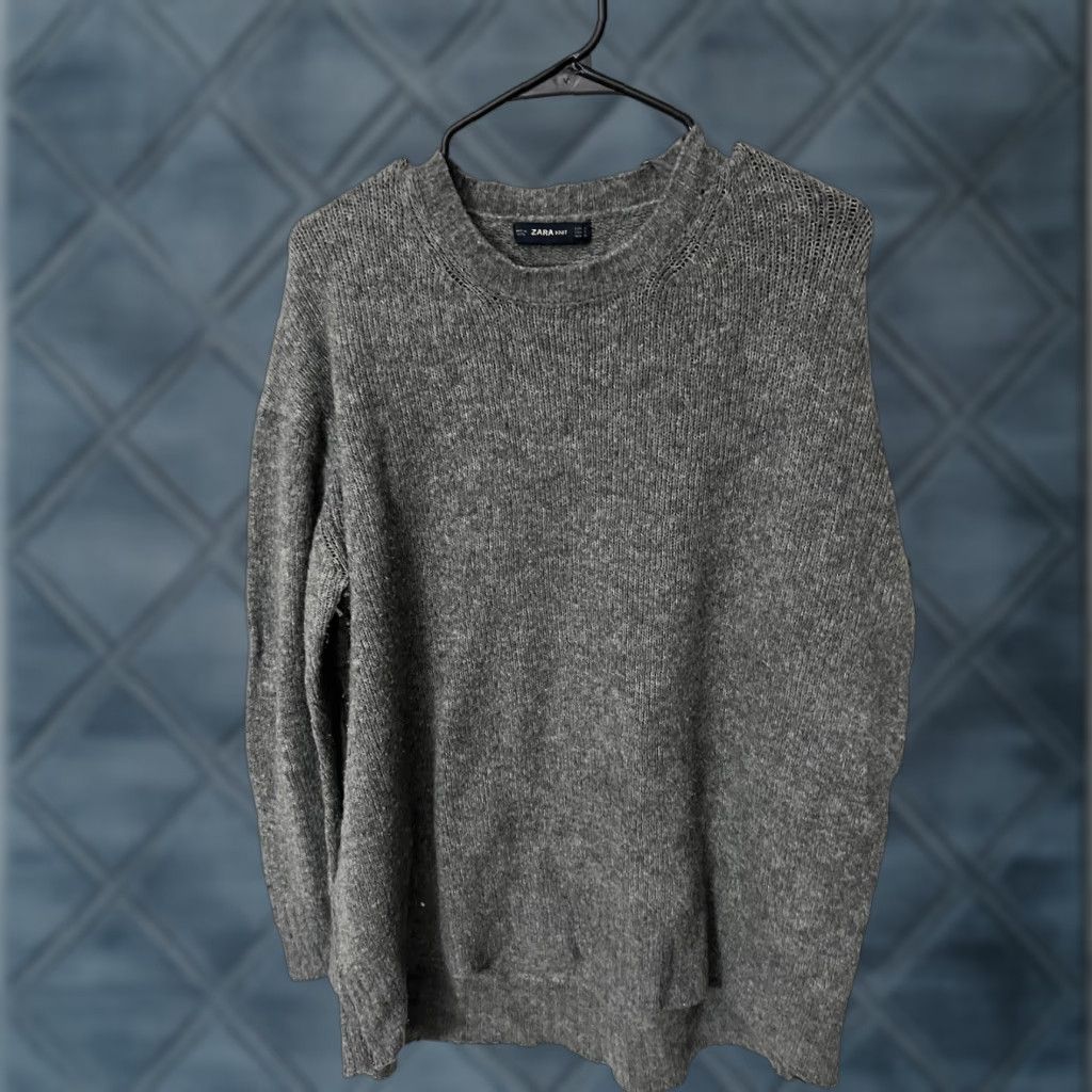 Zara ZARA Sweater Adult Small Gray Knit Crew Neck Pullover Acrylic Blend Check Pattern Womens Size S / US 4 / IT 40 - 1 Thumbnail