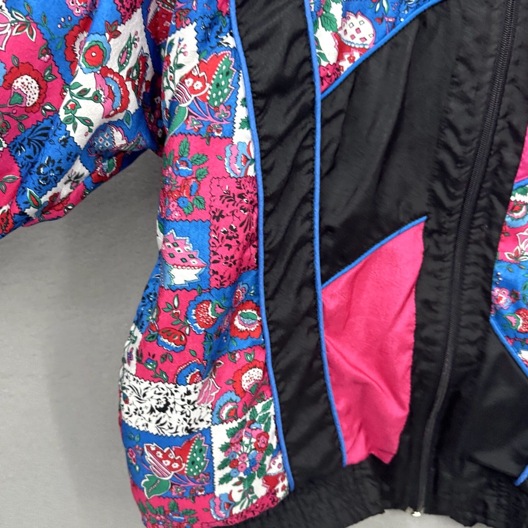Vintage VINTAGE Westbound Sport Jacket Women M Floral Black Windbreaker 80s Retro Casual Lightweight Lined Nylon Softshell Handcrafted? Size M / US 6-8 / IT 42-44 - 7 Thumbnail