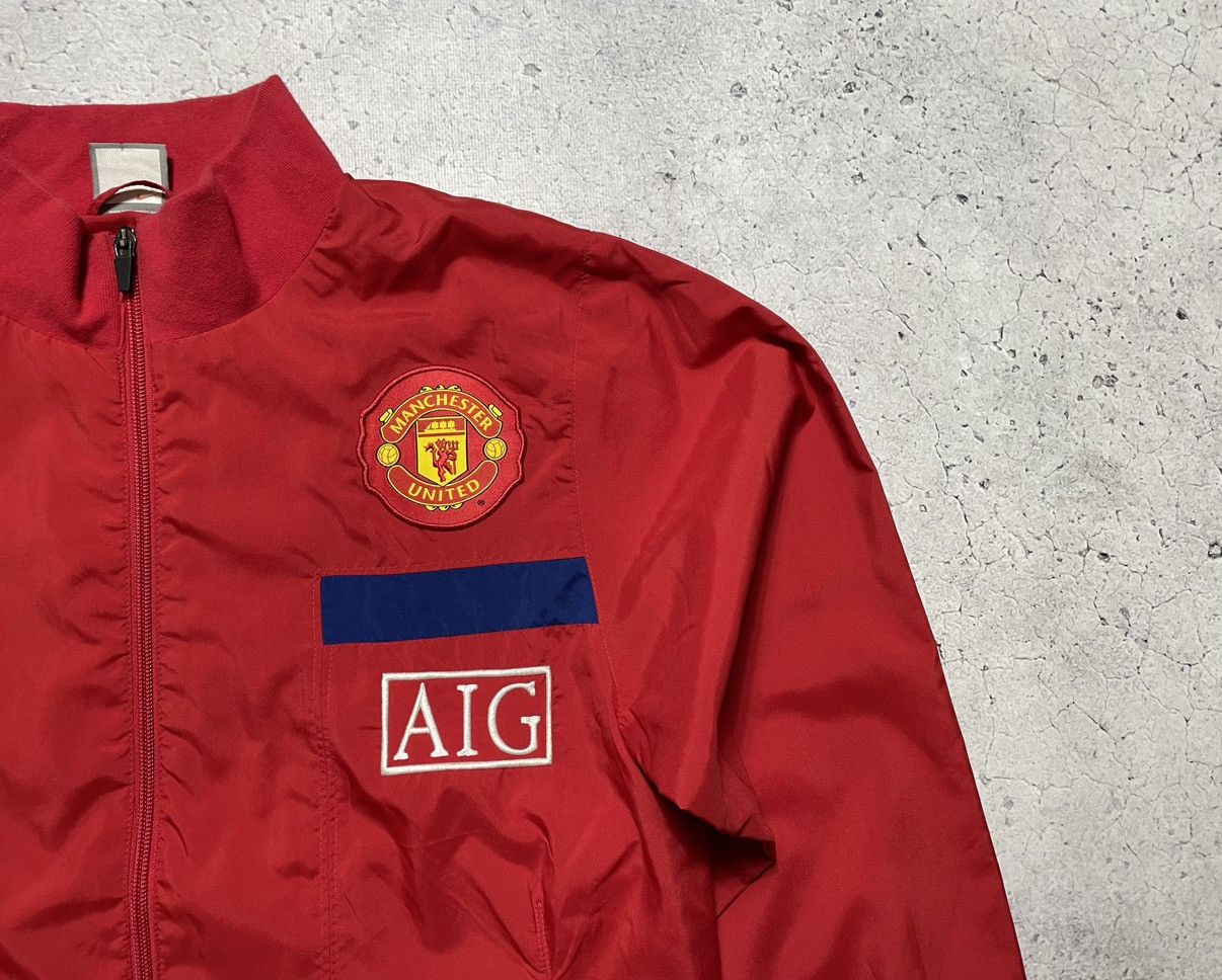 Nike Vintage Nylon Windbreaker Jacket Nike Manchester United Y2K Size US S / EU 44-46 / 1 - 6 Thumbnail