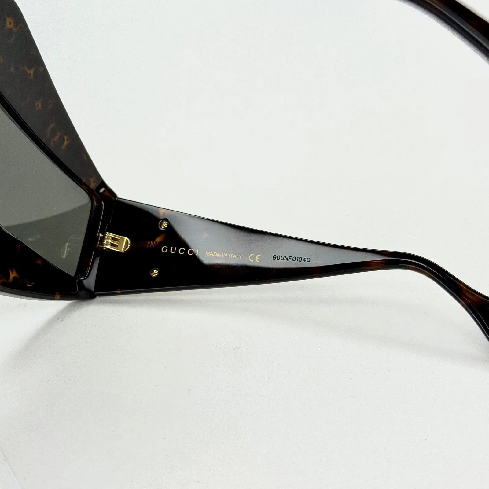 Gucci GUCCI AUTHENTIC HOLLYWOOD FOREVER 0357 Sunglasses GG0357 001 Size ONE SIZE - 3 Thumbnail