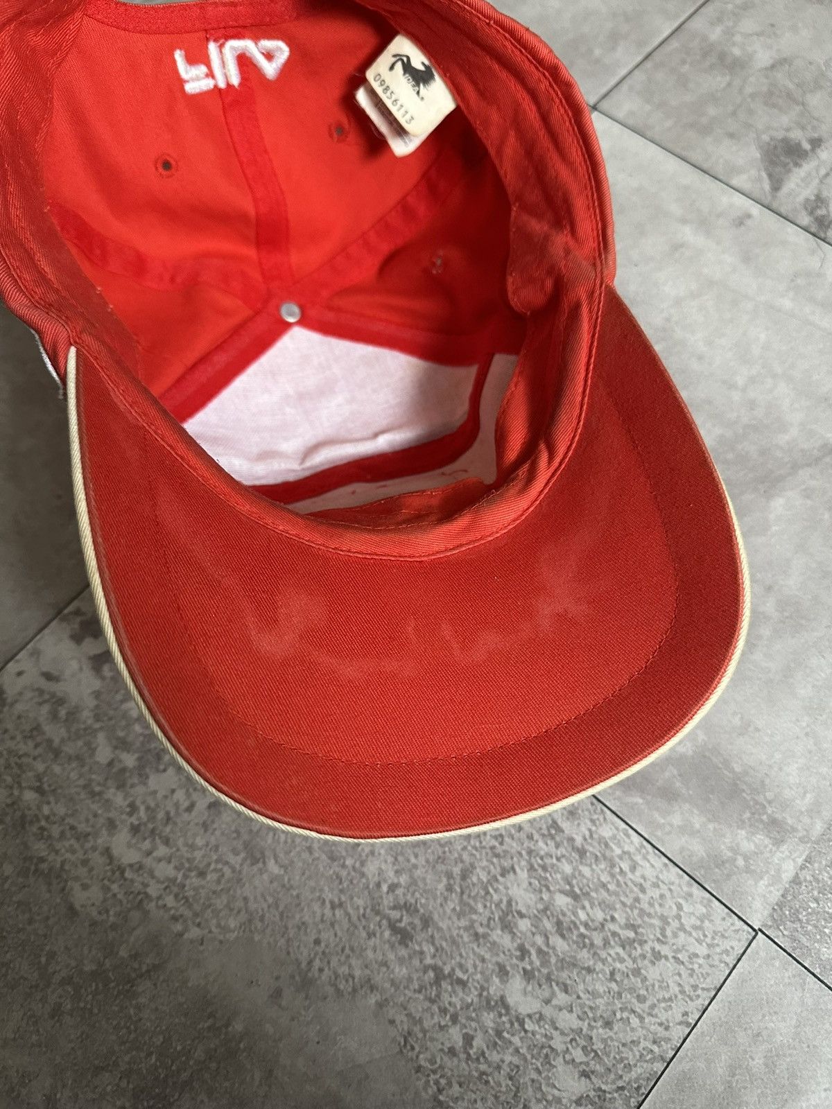 Ferrari Vintage Ferarri x Fila F1 Racing Faded Official License Cap Size ONE SIZE - 9 Thumbnail