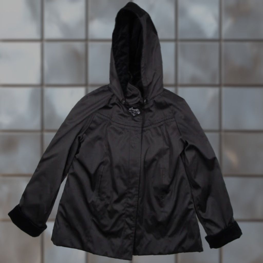 Betsey Johnson Betsey Johnson Jacket Women L Black Removable Hood Snap Front Rear Tie Hooded Pockets All Seasons Belted Long Sleeve Polyester Size L / US 10 / IT 46 - 1 Thumbnail
