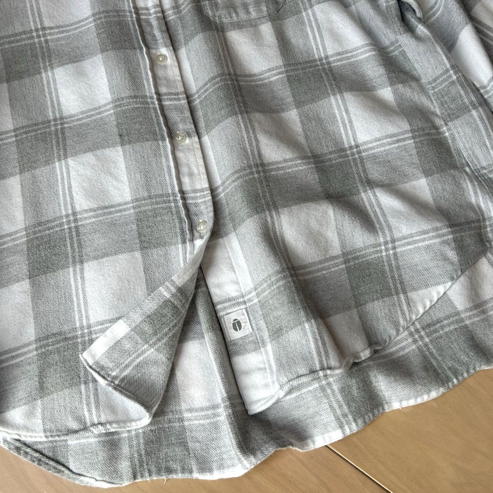 Vintage Grayson The Hero Button Up Plaid Flannel Shirt Long Sleeve Women’s M White / Gray Casual Workwear 100% Cotton Mens? Size M / US 6-8 / IT 42-44 - 5 Thumbnail