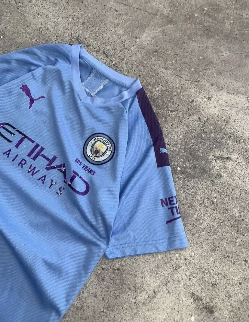 Puma Vintage Kun Aguero 10 Manchester City Jersey Soccer Size US L / EU 52-54 / 3 - 8 Thumbnail