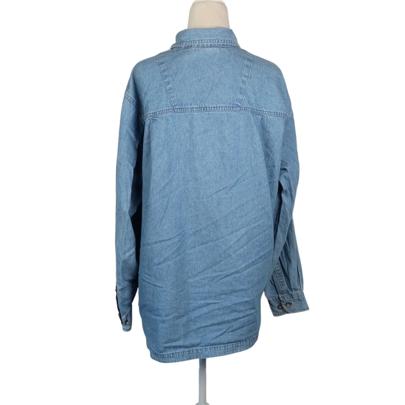 Bill Blass VINTAGE Bill Blass Blue Denim Button-Down Shirt Women L Christmas Snowman Embroidered Long Sleeve 100% Cotton Size L / US 10 / IT 46 - 4 Thumbnail
