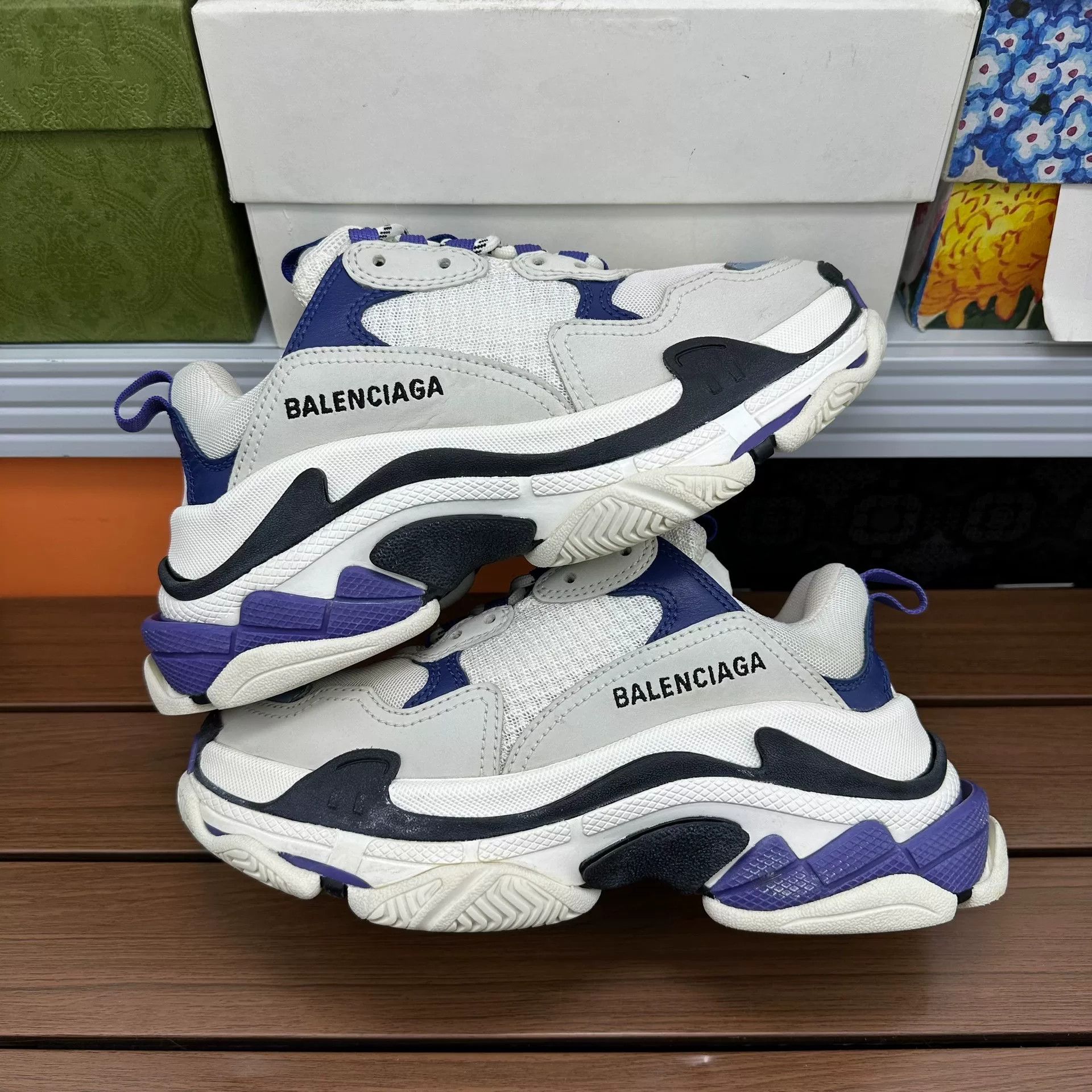 Balenciaga Balenciaga Blue Lowtop Sneakers it_36 Women Size US 6 / IT 36 - 1 Thumbnail