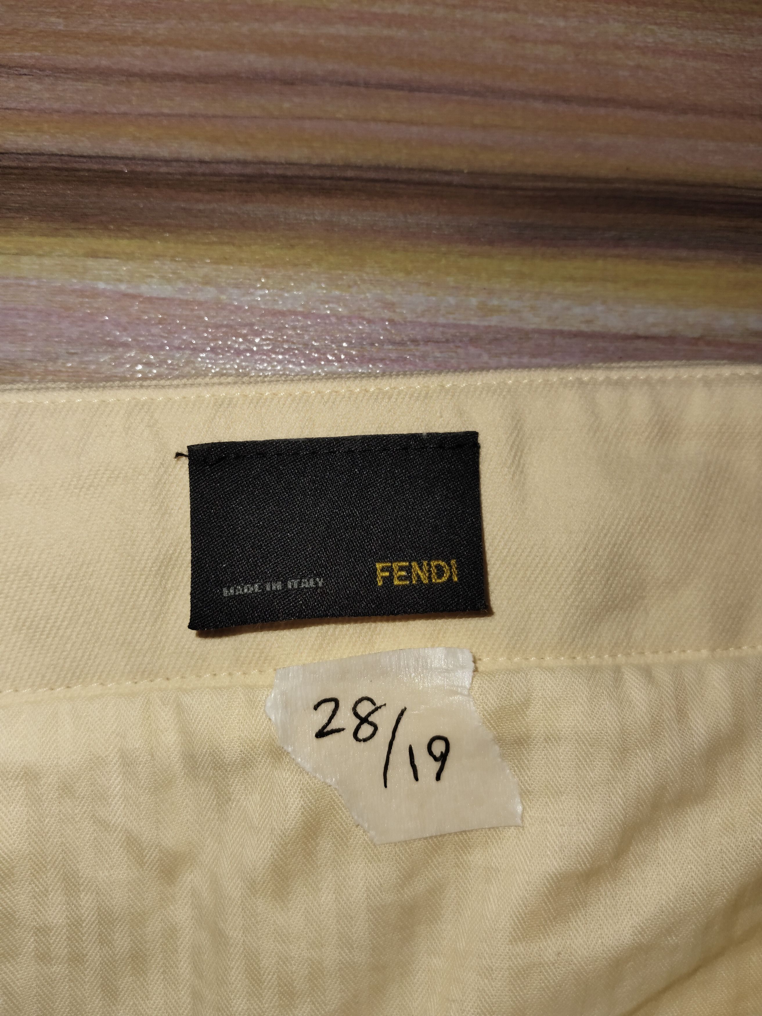 Fendi FENDI Plain Mini Skirt Size 28" / US 6 / IT 42 - 6 Thumbnail
