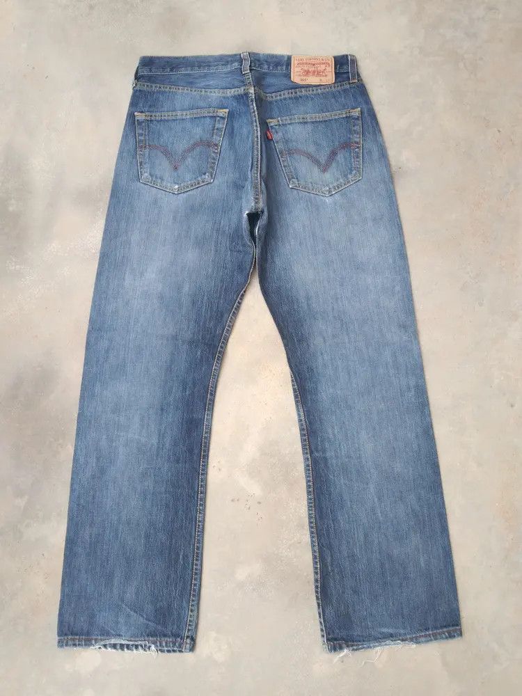 Levi's Vintage Levi's 501 Straight Leg Distressed Jeans 32x30 Size US 32 / EU 48 - 2 Thumbnail