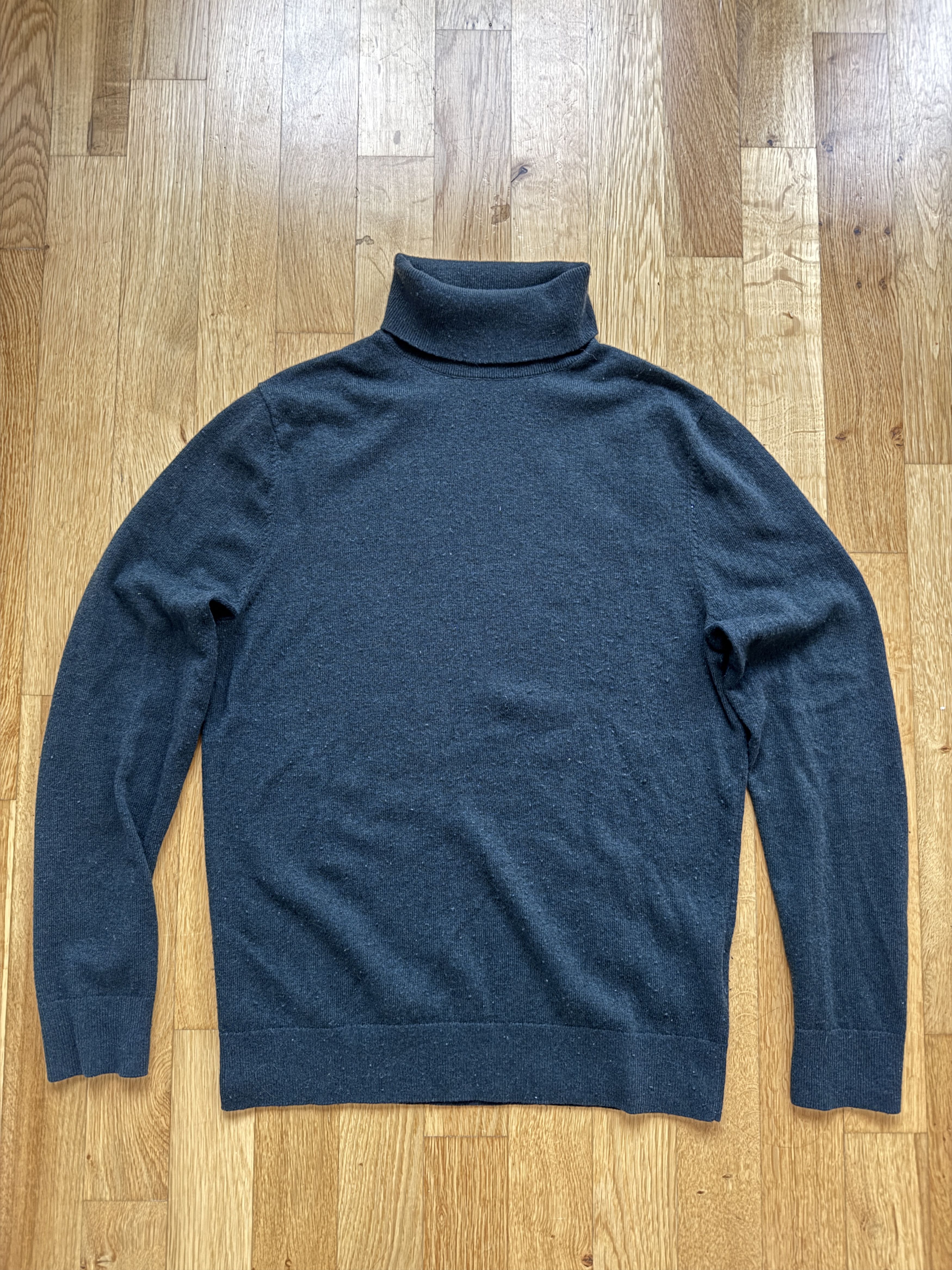 Cos COS Dark Turtleneck Wool Sweater Size US S / EU 44-46 / 1 - 1 Thumbnail