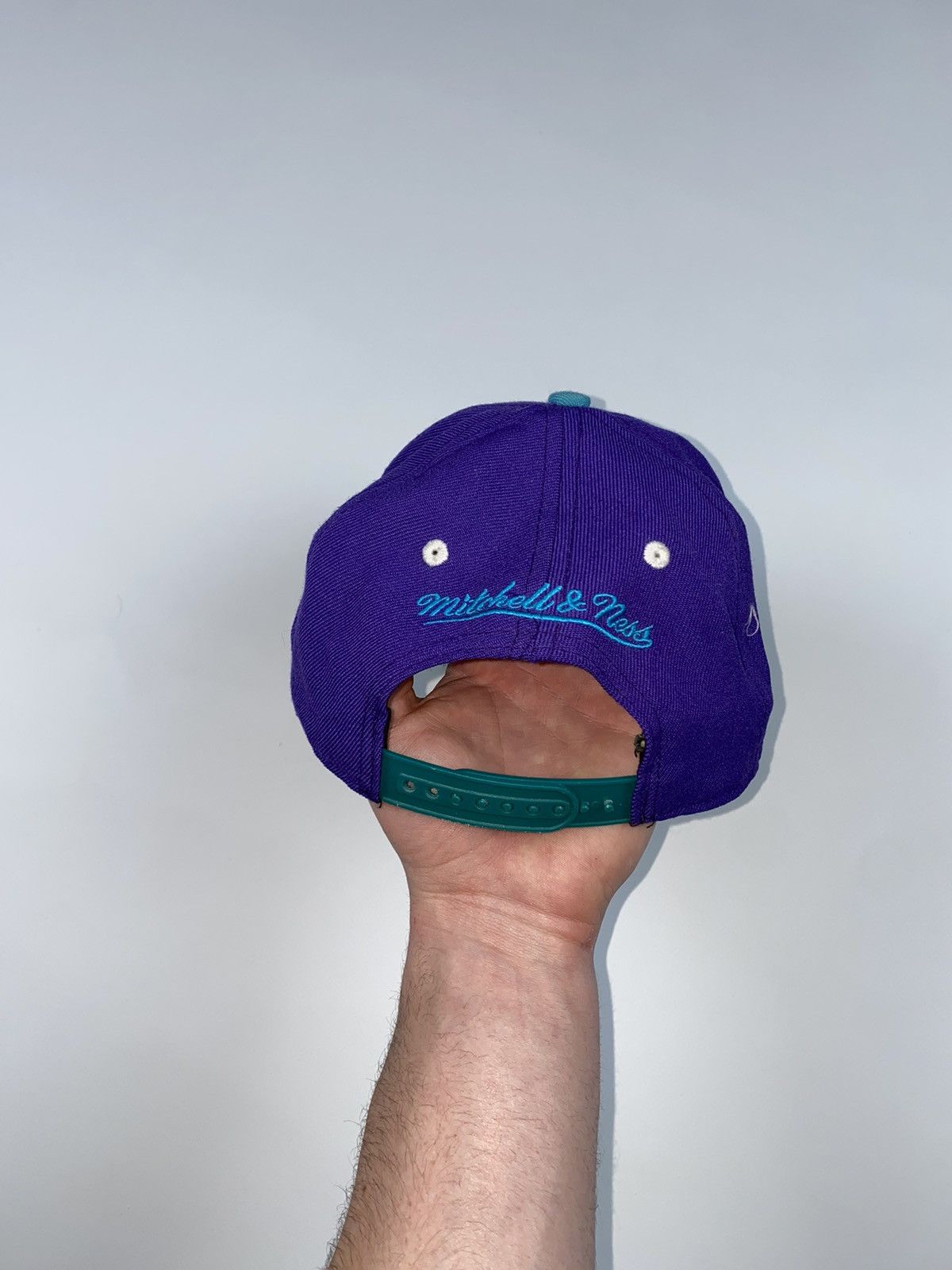 Mitchell & Ness 🚨 HORNETS CHARLOTTE MITCHELL & NESS vintage cap hat one size Size ONE SIZE - 5 Thumbnail