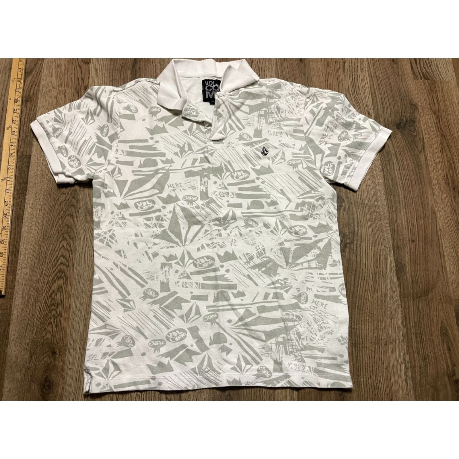 Volcom Volcom Shirt Mens Size M White Gray Polo Short Sleeve Regular Fit Casual Modern 90s? Size US M / EU 48-50 / 2 - 2 Thumbnail