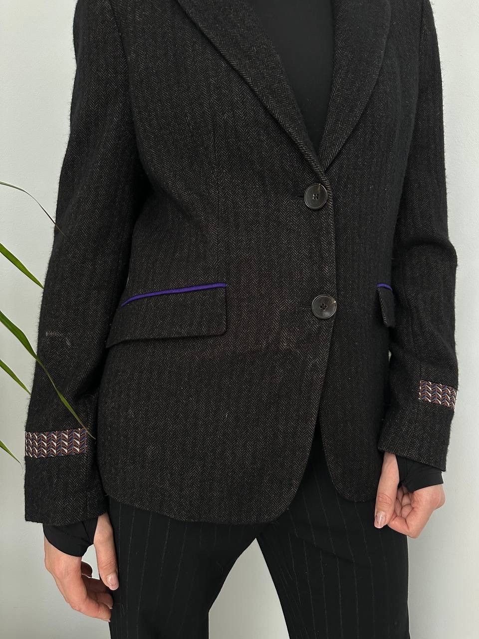 Etro × Vintage Vintage Etro Women’s Wool 2 Buttons Blazer Size M / US 6-8 / IT 42-44 - 9 Thumbnail