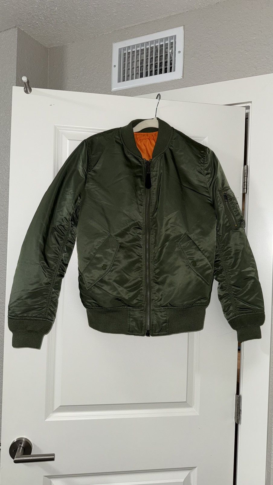 Alpha Industries Alpha Industries MA-1 Bomber Jacket Woman Size M Size M / US 6-8 / IT 42-44 - 1 Thumbnail