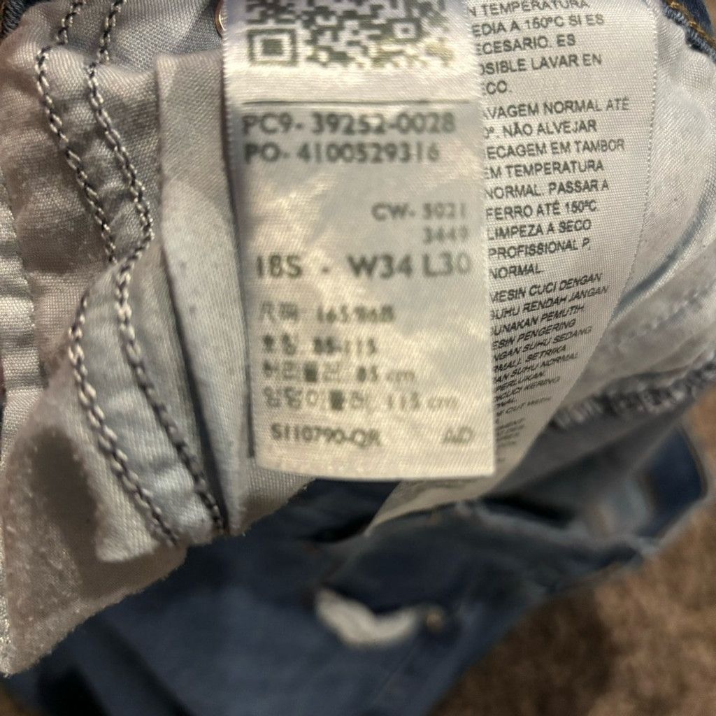 Levi's Women’s Levi’s Classic Boot Jeans Size 40" / US 18 - 4 Thumbnail