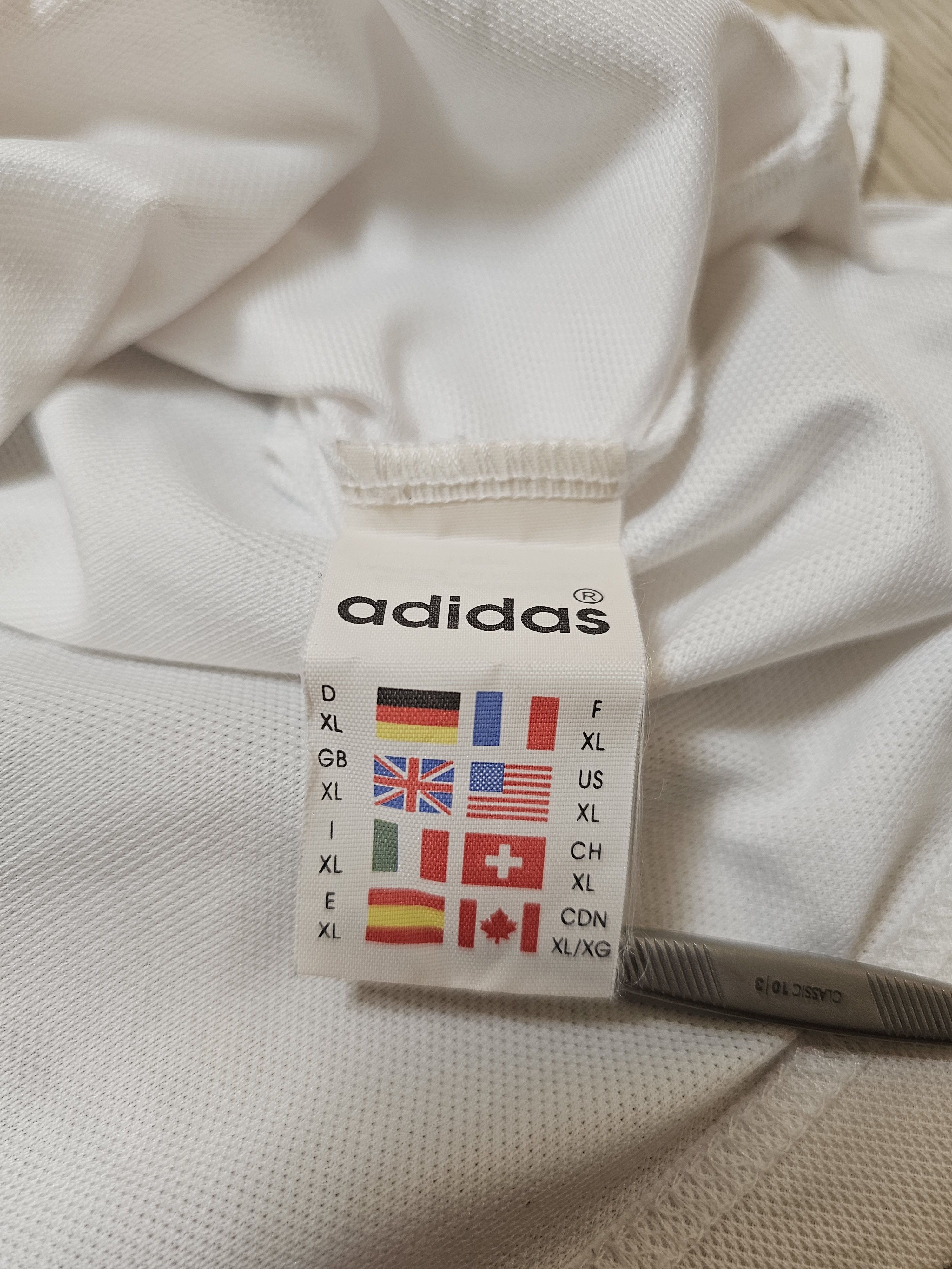 Adidas × Vintage ADIDAS 90s FOOTBALL SHIRT GENEVE SOCCER JERSEY SUISSE Size US XL / EU 56 / 4 - 8 Thumbnail