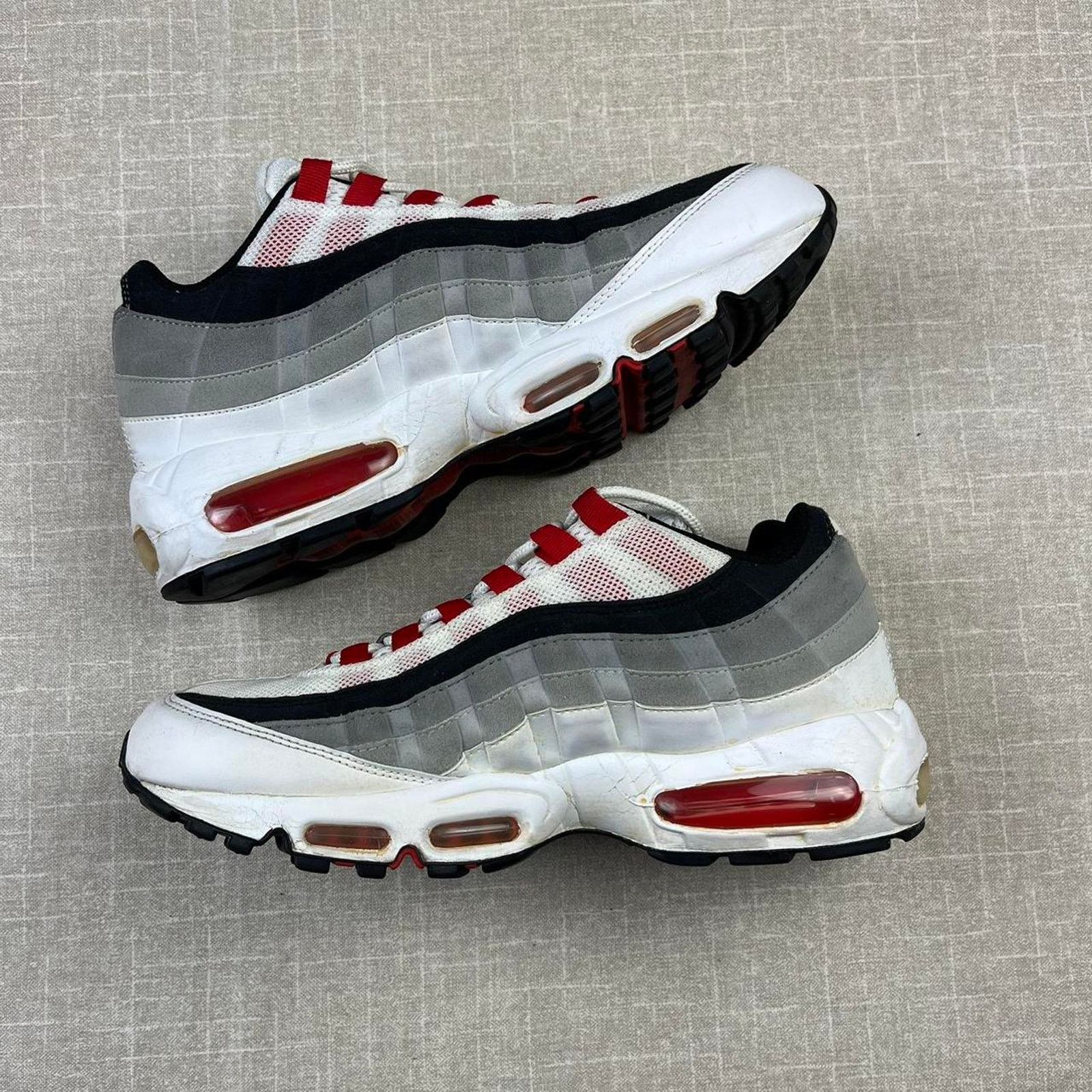Nike 2010 Nike Air Max 95 “Comet Red" Size US 8.5 / EU 41-42 - 2 Thumbnail