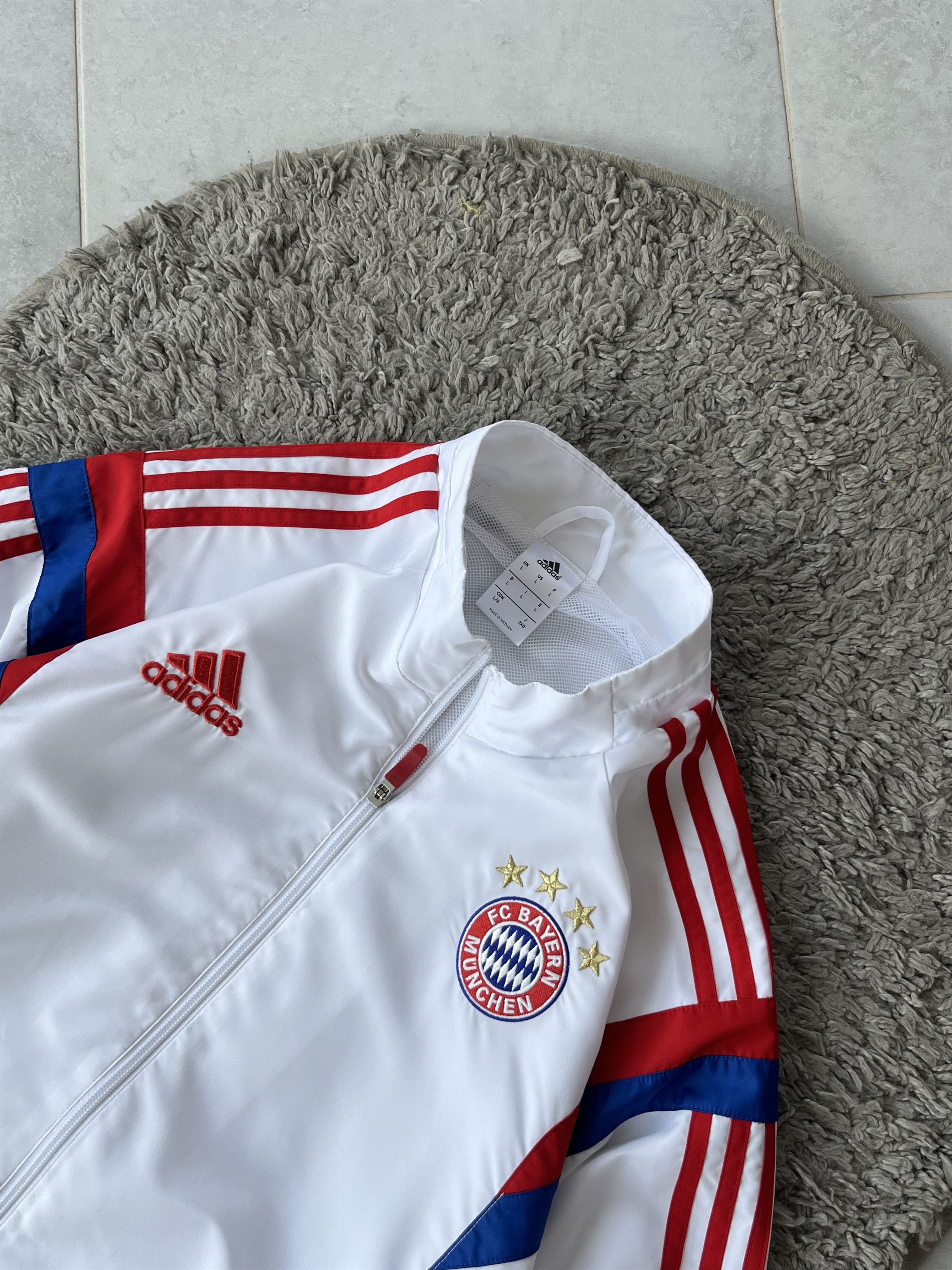 Adidas ADIDAS FC BAYERN MUNCHEN Vintage Nylon Jersey Jacket Y2K Size US L / EU 52-54 / 3 - 5 Thumbnail