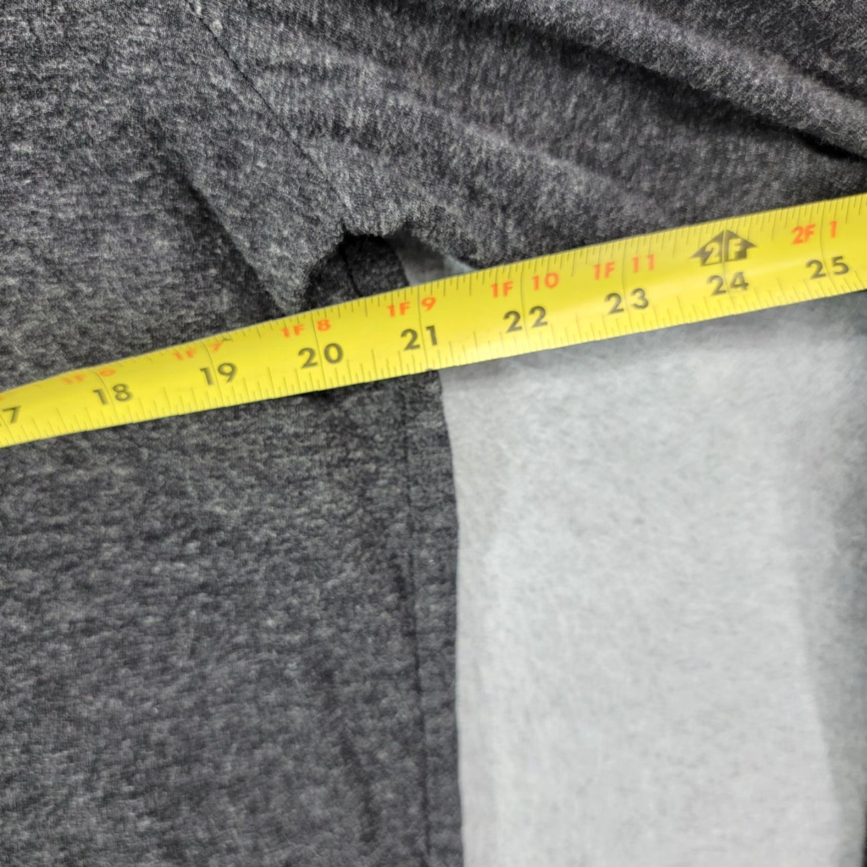 Polo Ralph Lauren Polo Ralph Lauren t-shirt Men’s XL Custom Slim Fit Charcoal Heather Long Sleeve Shirt Mens XL Charcoal Heather Polo Ralph Lauren T-Shirt Size US XL / EU 56 / 4 - 6 Thumbnail