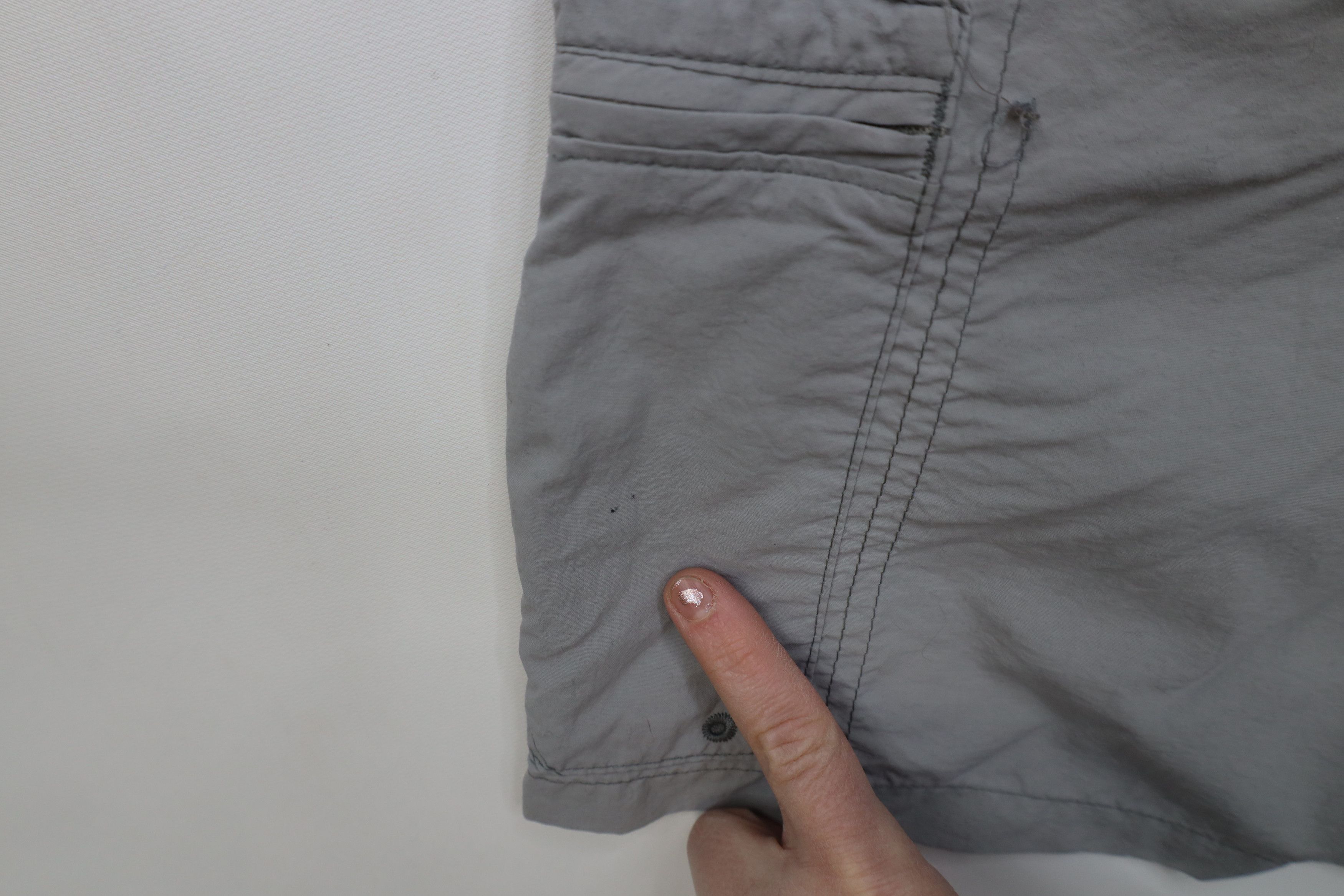 Columbia Vintage Columbia Lined Belted Above Knee Cargo Shorts Gray Size US 34 / EU 50 - 13 Thumbnail