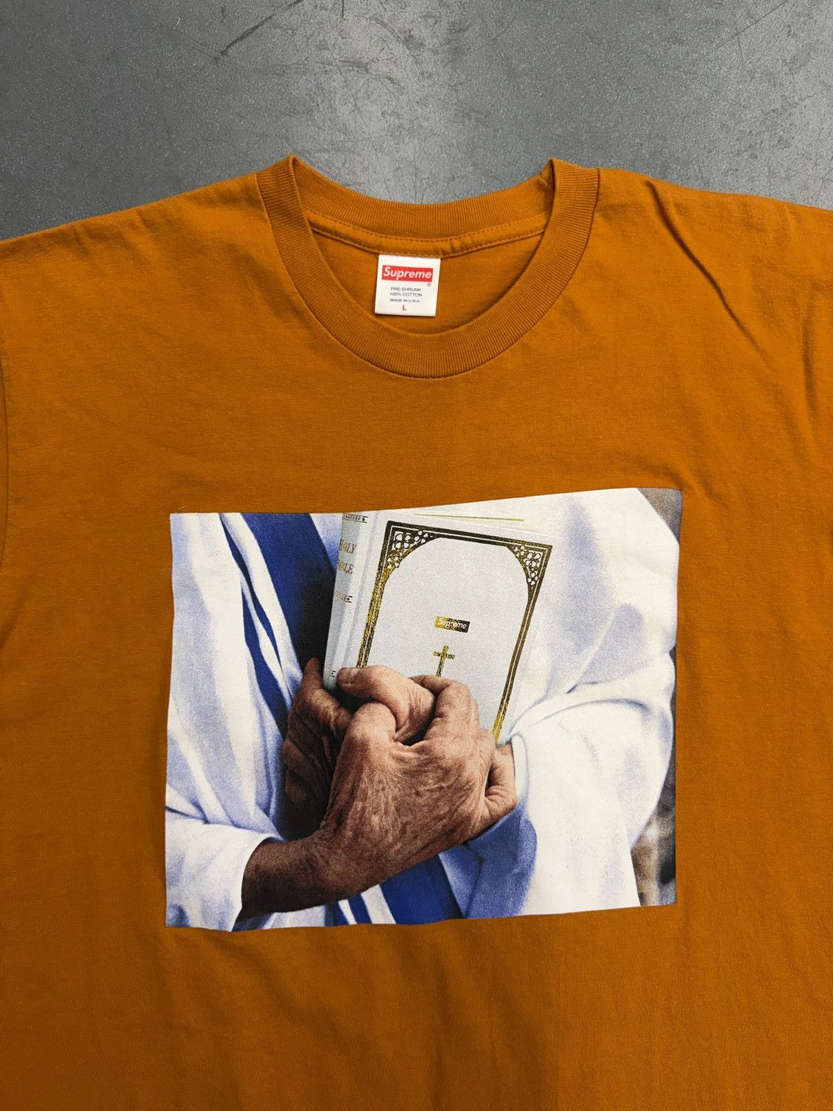 Supreme FW19 Supreme Bible Tee Size US L / EU 52-54 / 3 - 3 Thumbnail