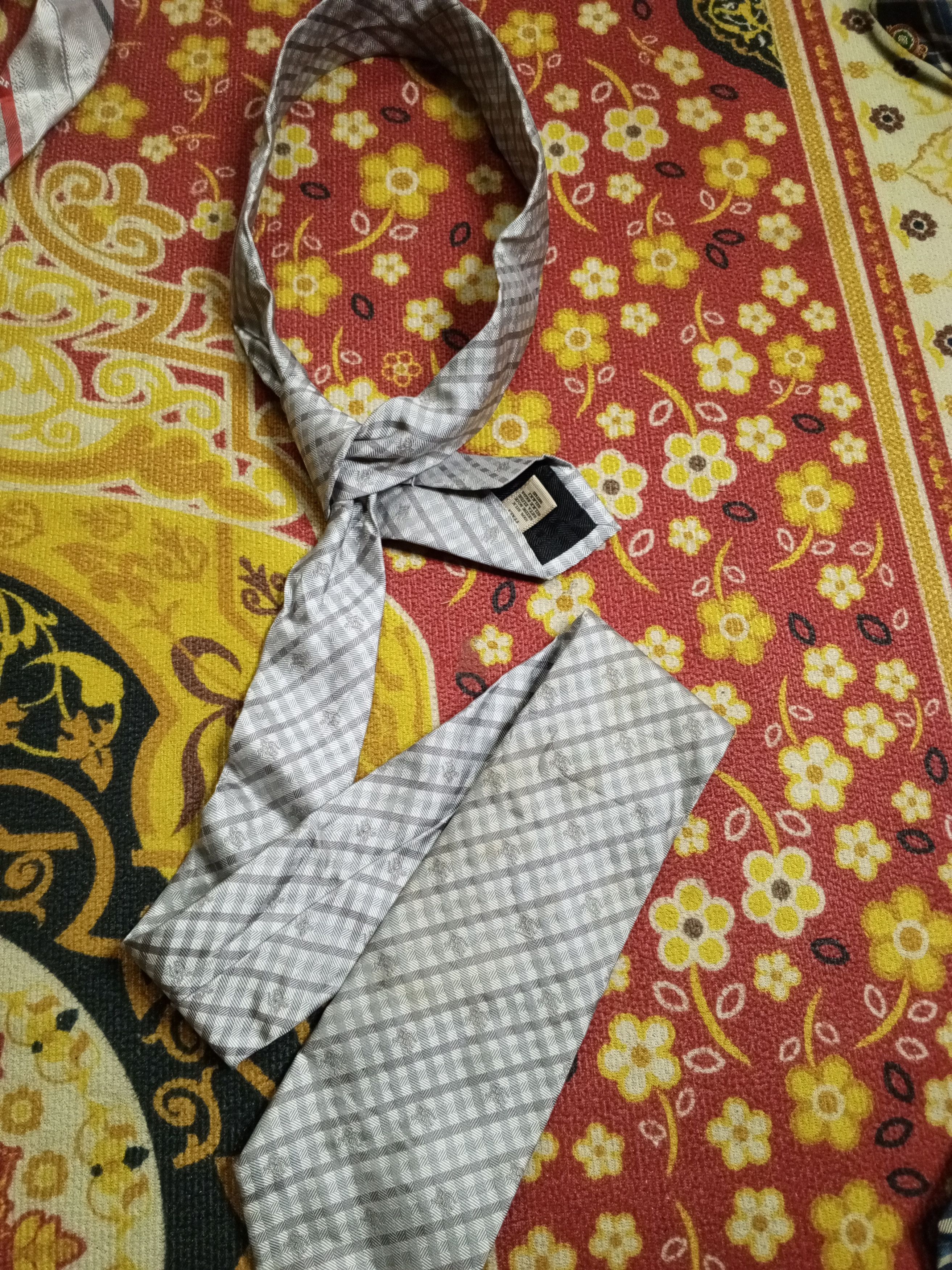 Designer 3 TIE(BURBERRY / COURREGES / LONCCHAMP ) Size ONE SIZE - 3 Thumbnail