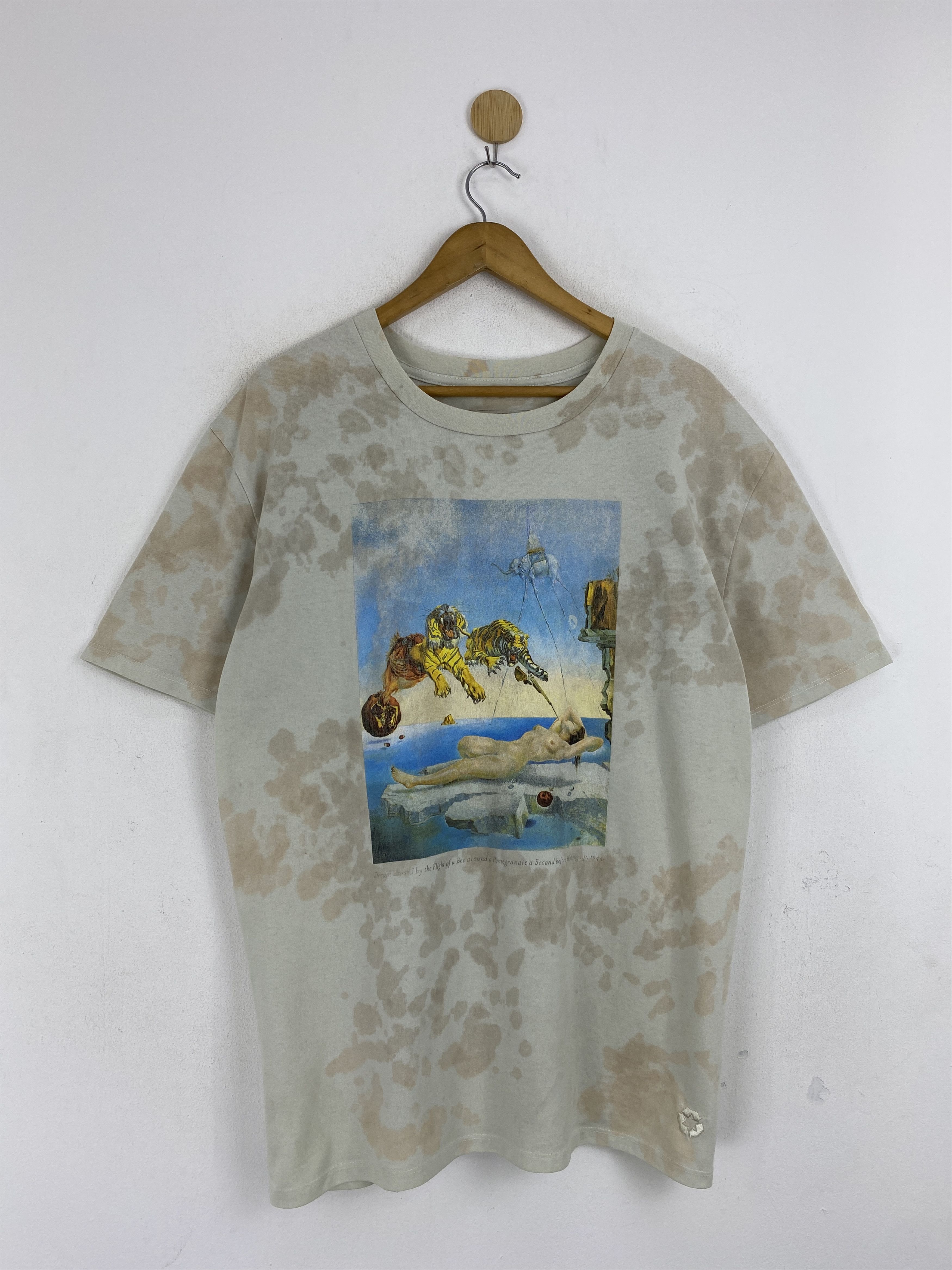 Vintage Vintage Pornegranate Art Dali Dream Tee Shirt TA0687 Size US L / EU 52-54 / 3 - 1 Thumbnail