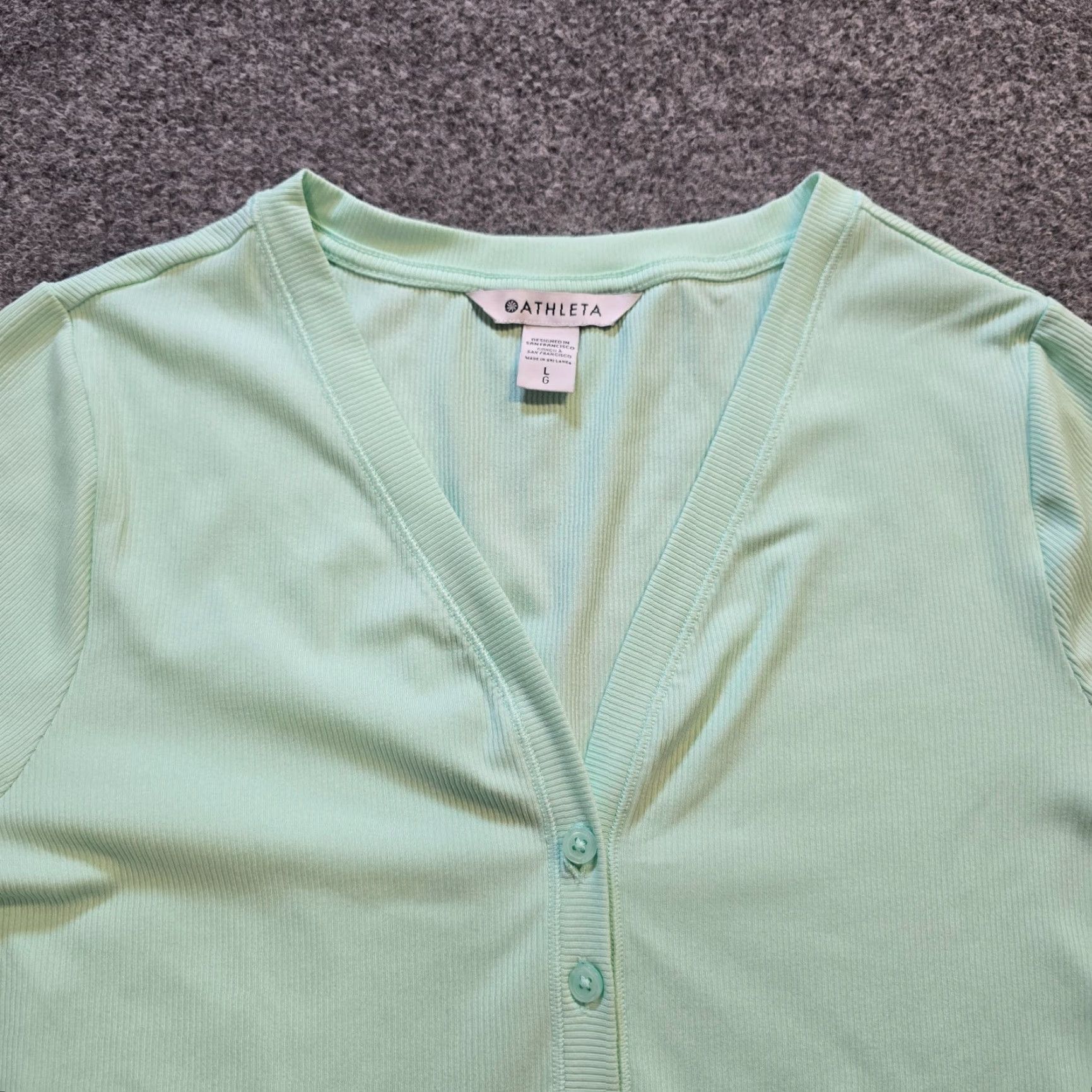 Athleta Athleta Top Womens Size Large Green Henley Ribbed Long Sleeve Stretch Casual Shirt Size L / US 10 / IT 46 - 2 Thumbnail