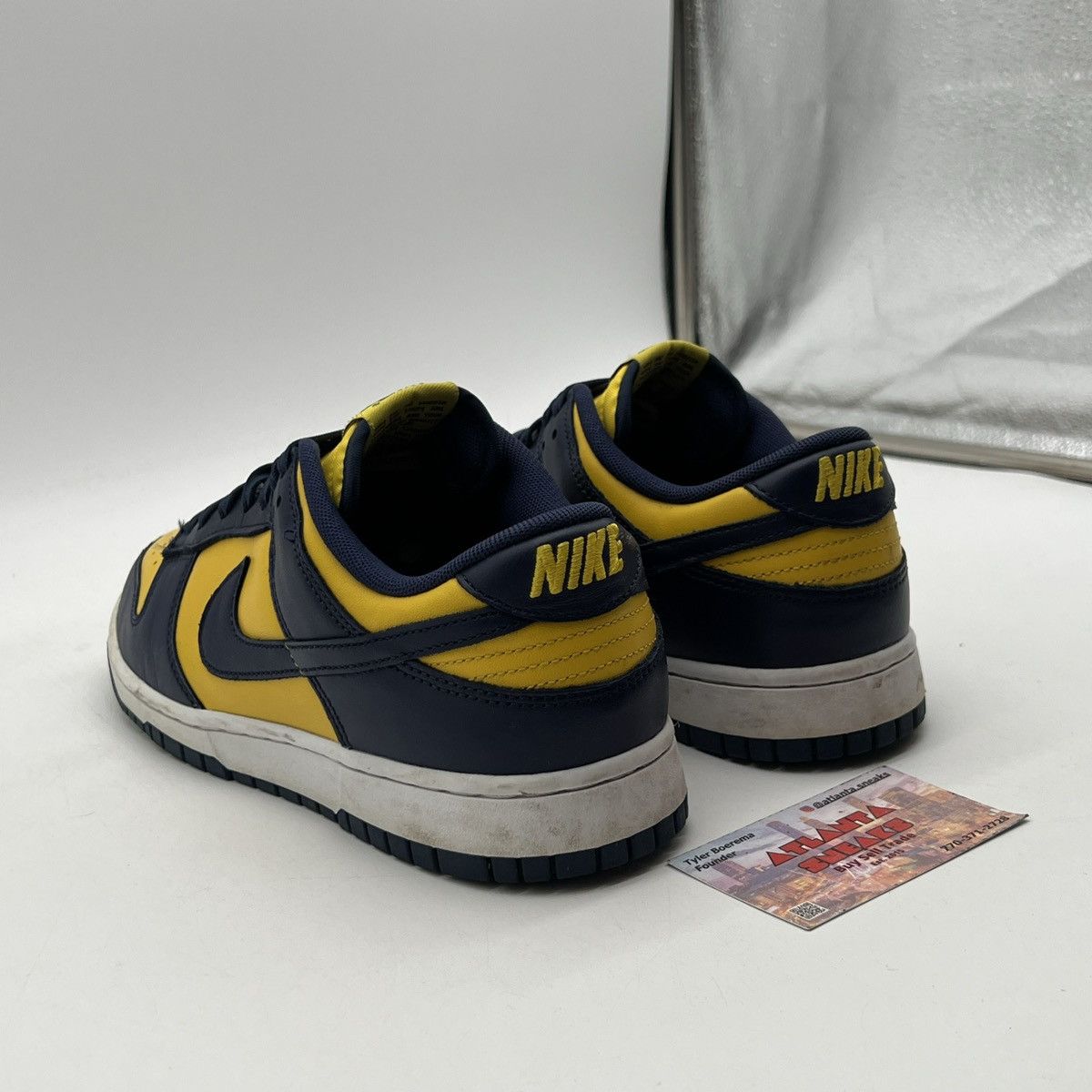 Nike Nike dunk low Michigan Size US 9 / EU 42 - 4 Thumbnail