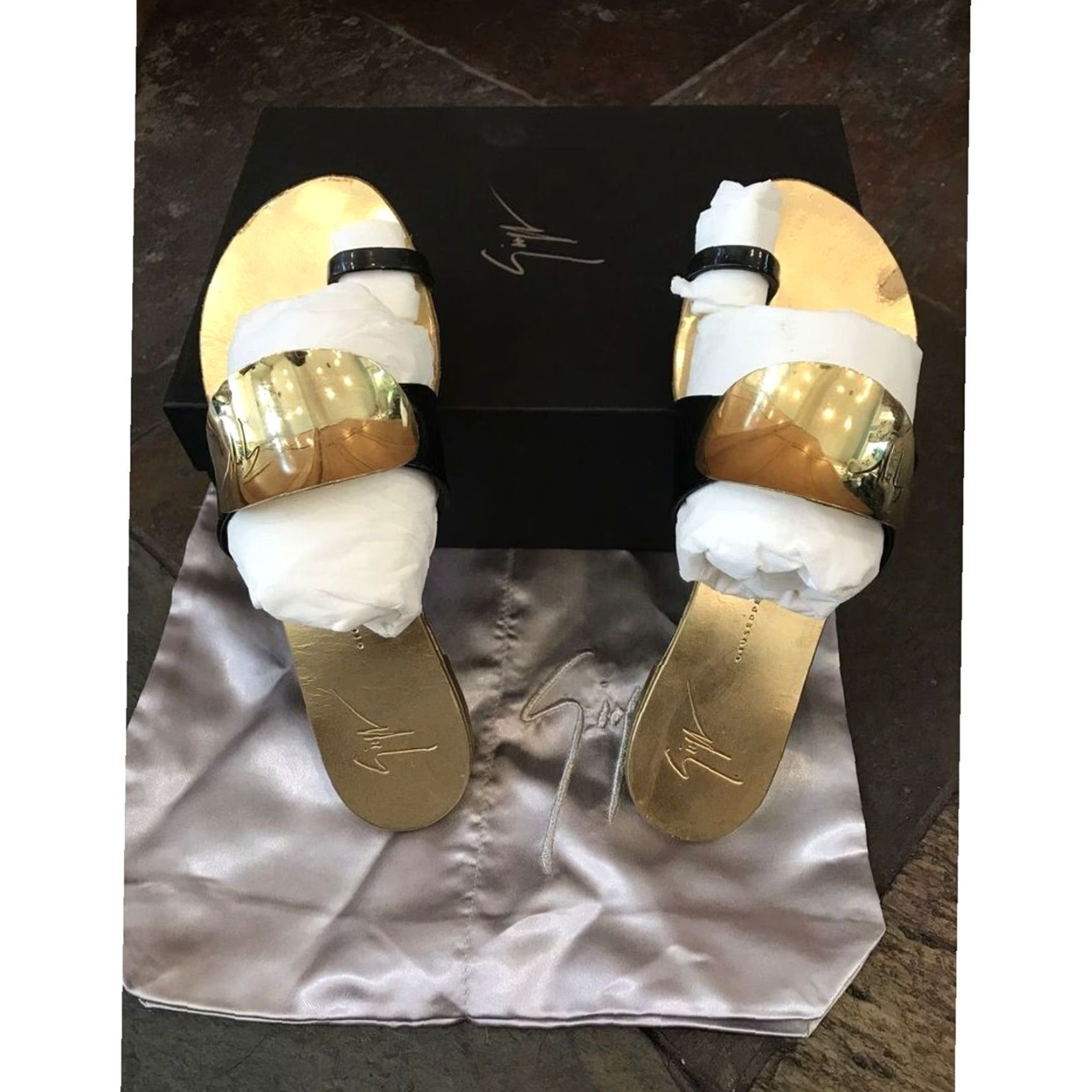 Giuseppe Zanotti VINTAGE Giuseppe Zanotti Sandal Flip Flop Womens Leather Black 8.5 Nero Vernice Rock Box Size US 9 / IT 39 - 2 Thumbnail