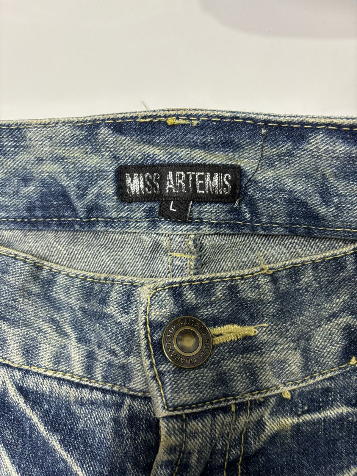 If Six Was Nine VINTAGE MISS ARTEMIS FLARED JEANS DISTRESS RARE FLARE DENIM Size 32" / US 10 / IT 46 - 9 Thumbnail