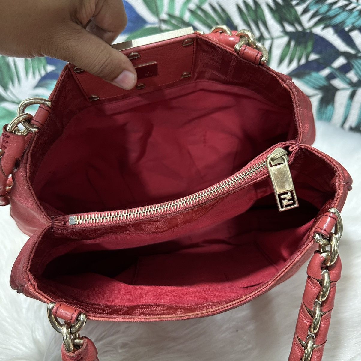 Fendi Authentic FENDI Red Zucca Chain Handbag Size ONE SIZE - 10 Thumbnail