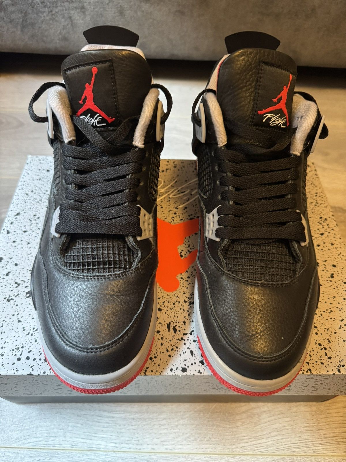Nike Jordan 4 bred Size US 10.5 / EU 43-44 - 1 Thumbnail
