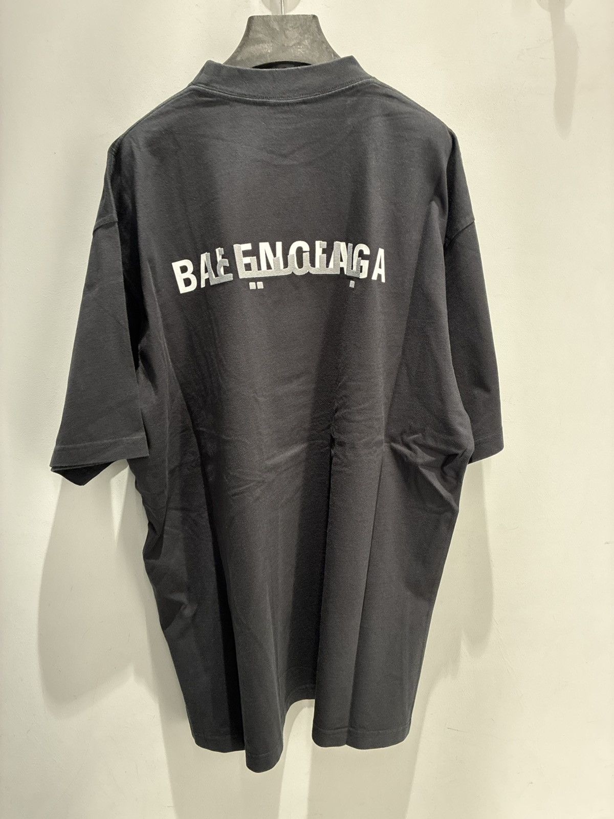 Balenciaga Balenciaga Arabic Logo T shirt Size US M / EU 48-50 / 2 - 1 Thumbnail