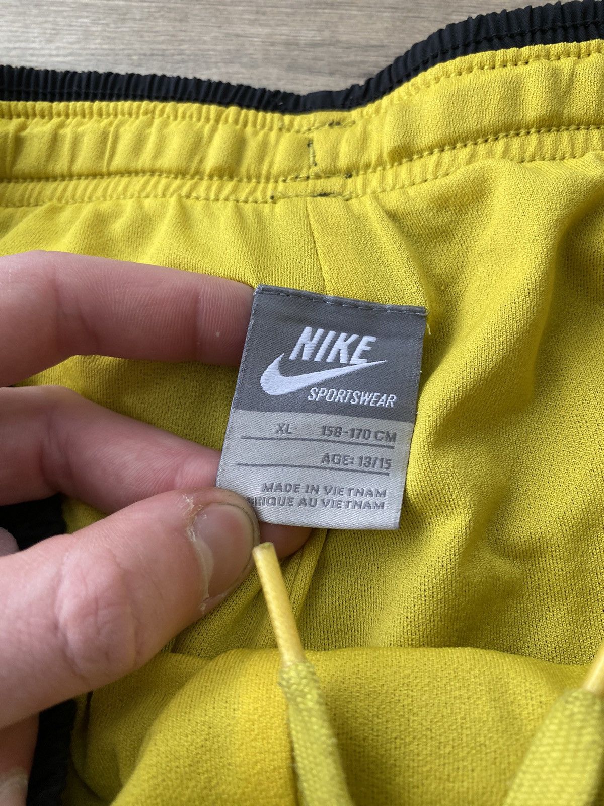 Nike × Vintage Nike Air Vintage Sweatpants Size US 31 - 5 Thumbnail