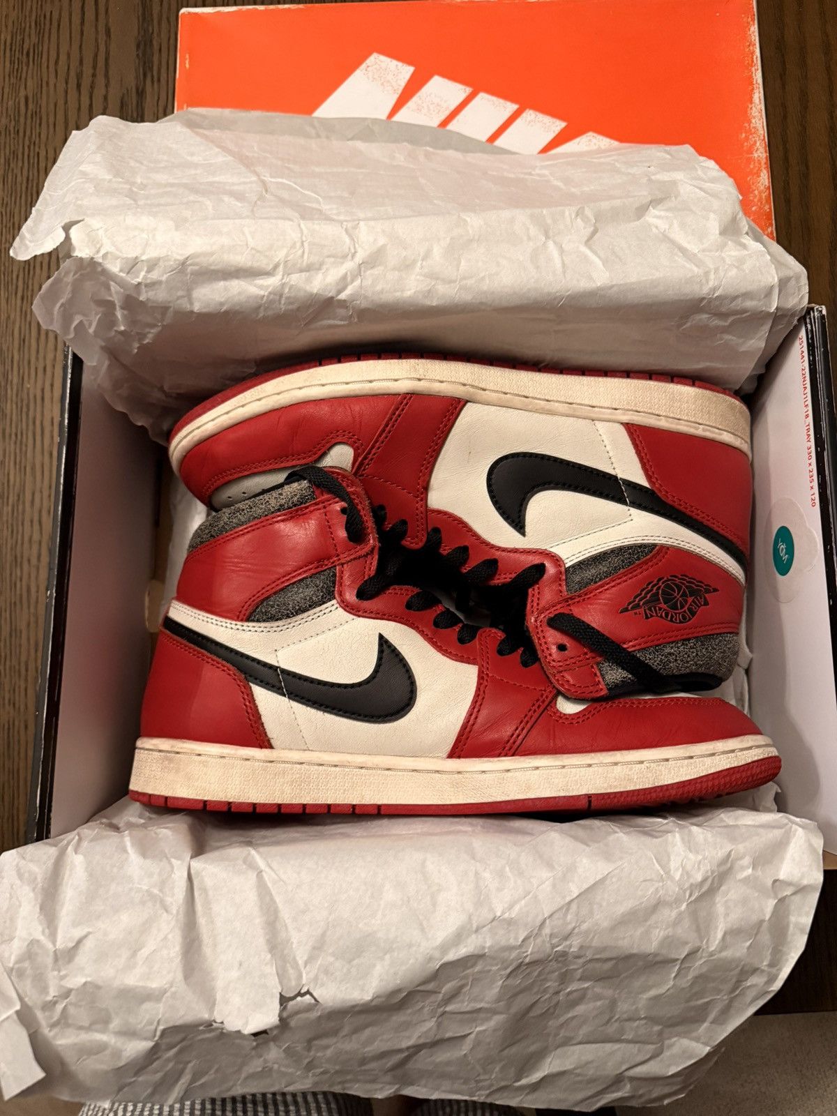 Jordan Brand Jordan 1 Chicago Lost & Found Size US 10.5 / EU 43-44 - 1 Thumbnail