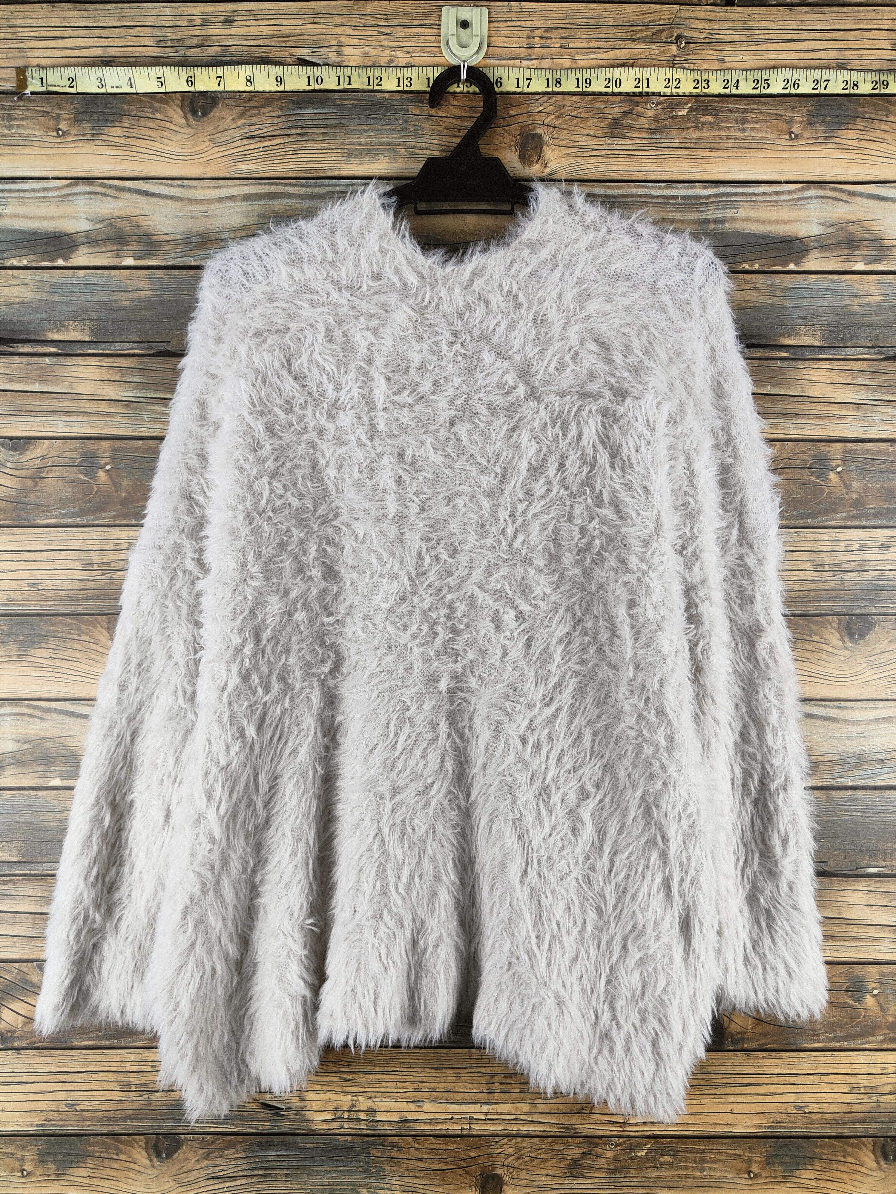 Japanese Brand DL Alicia Pageboy Gray Fur Mohair Knitwear #46-968 Size L / US 10 / IT 46 - 8 Thumbnail