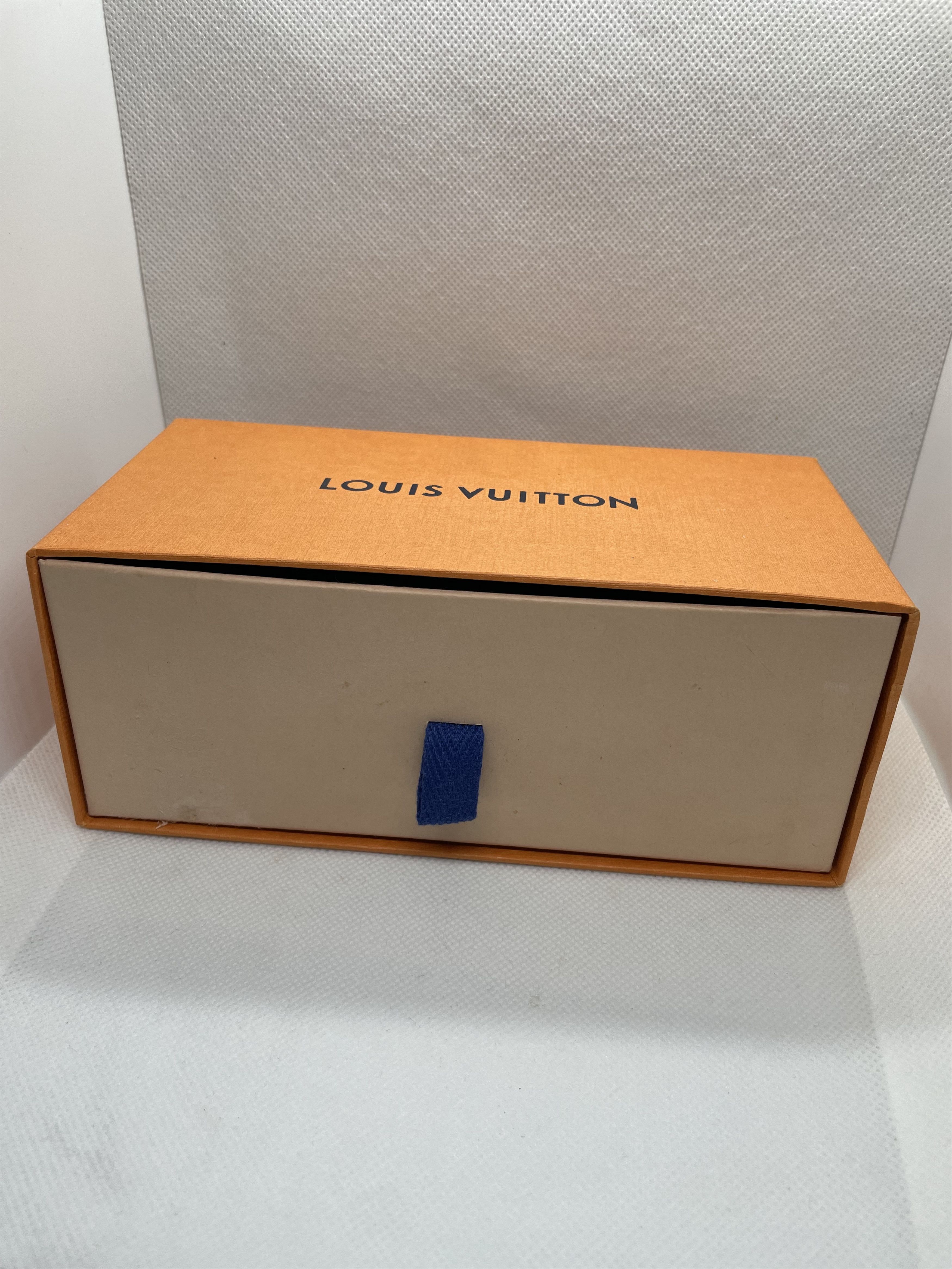 Louis Vuitton Louis Vuitton 1.1 millionaires mask Size ONE SIZE - 11 Thumbnail