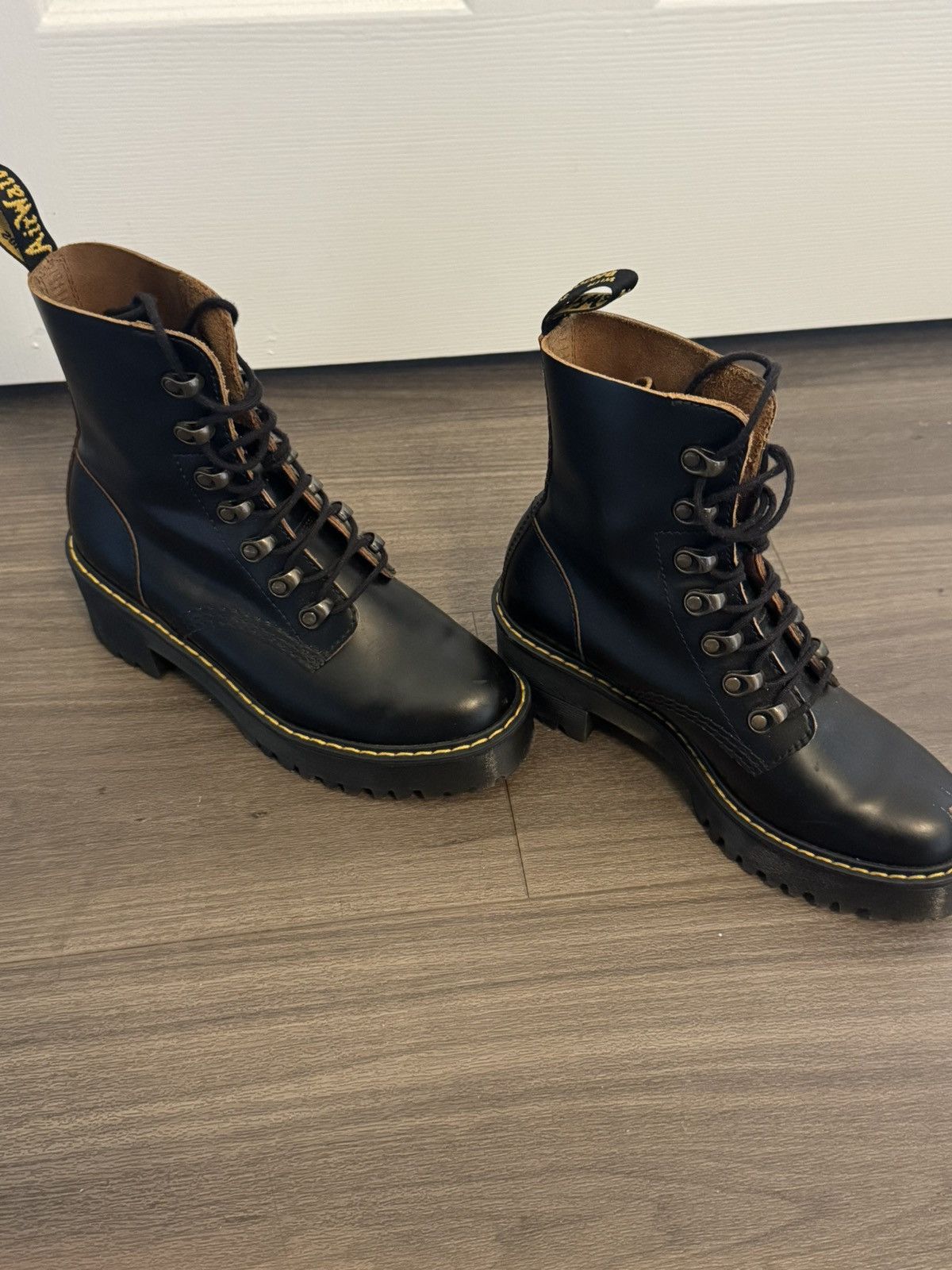 Dr. Martens Dr. Martins Boots Size US 6 / IT 36 - 3 Thumbnail