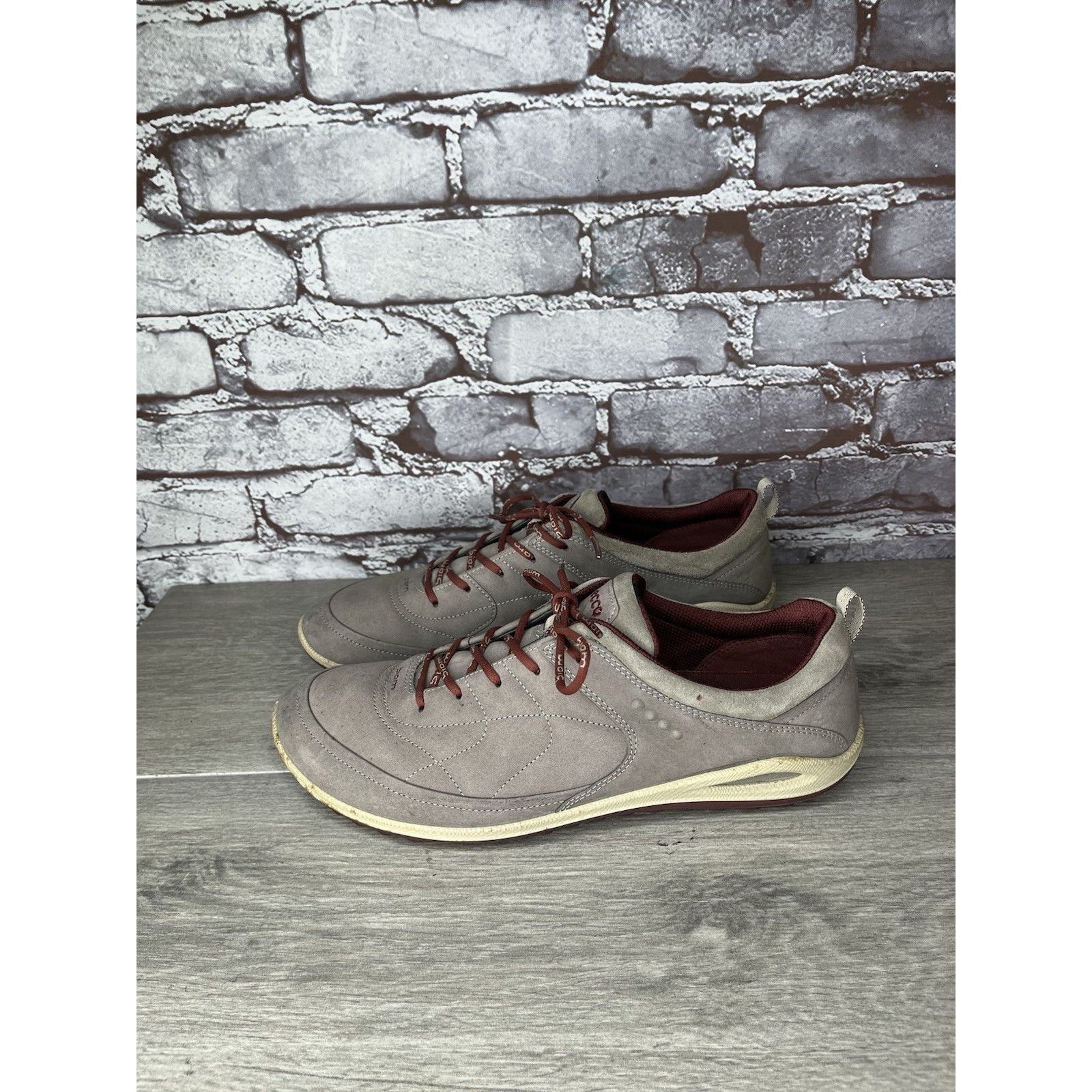 Ecco ECCO Biom Yak Gray Nubuck Leather Spike Less Golf Shoes Wome Size US 10.5 / IT 40.5 - 7 Thumbnail
