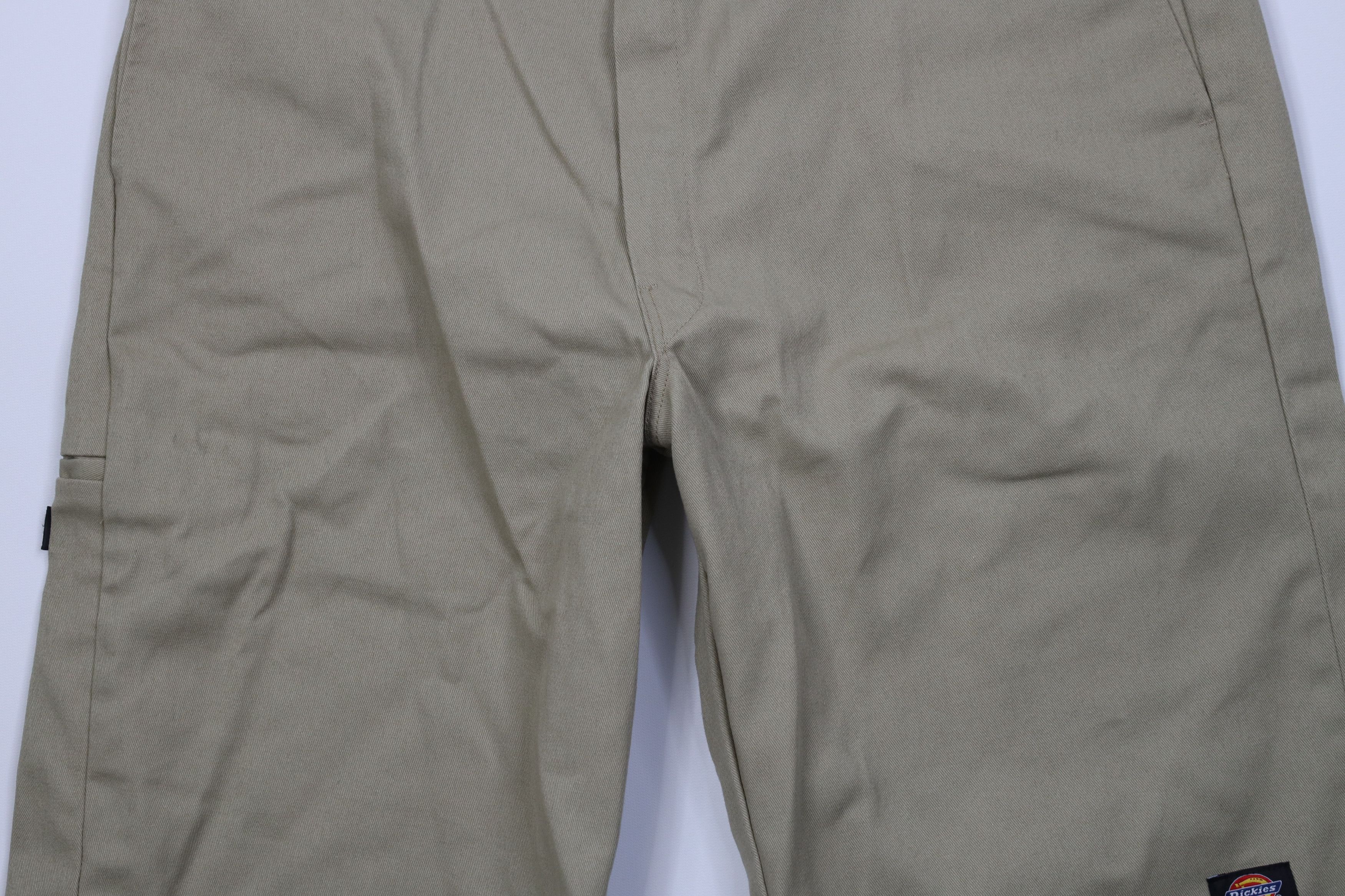 Dickies Vintage Y2K Dickies Relaxed Fit Workwear Shorts Beige Size US 40 / EU 56 - 3 Thumbnail