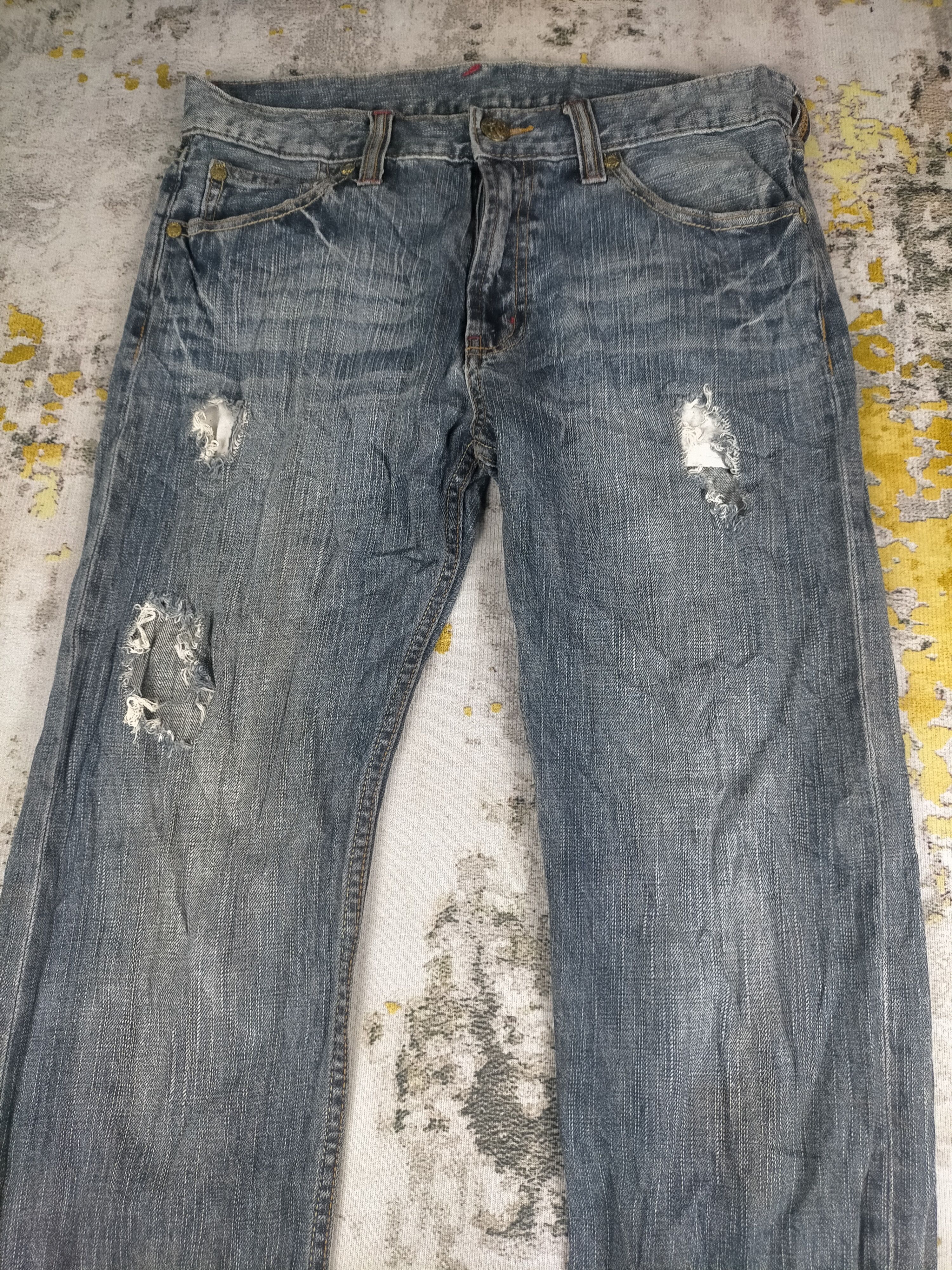Tornado Mart 🔥 Grunge Oririn Distressed Stone Wash Jeans Size US 32 / EU 48 - 2 Thumbnail