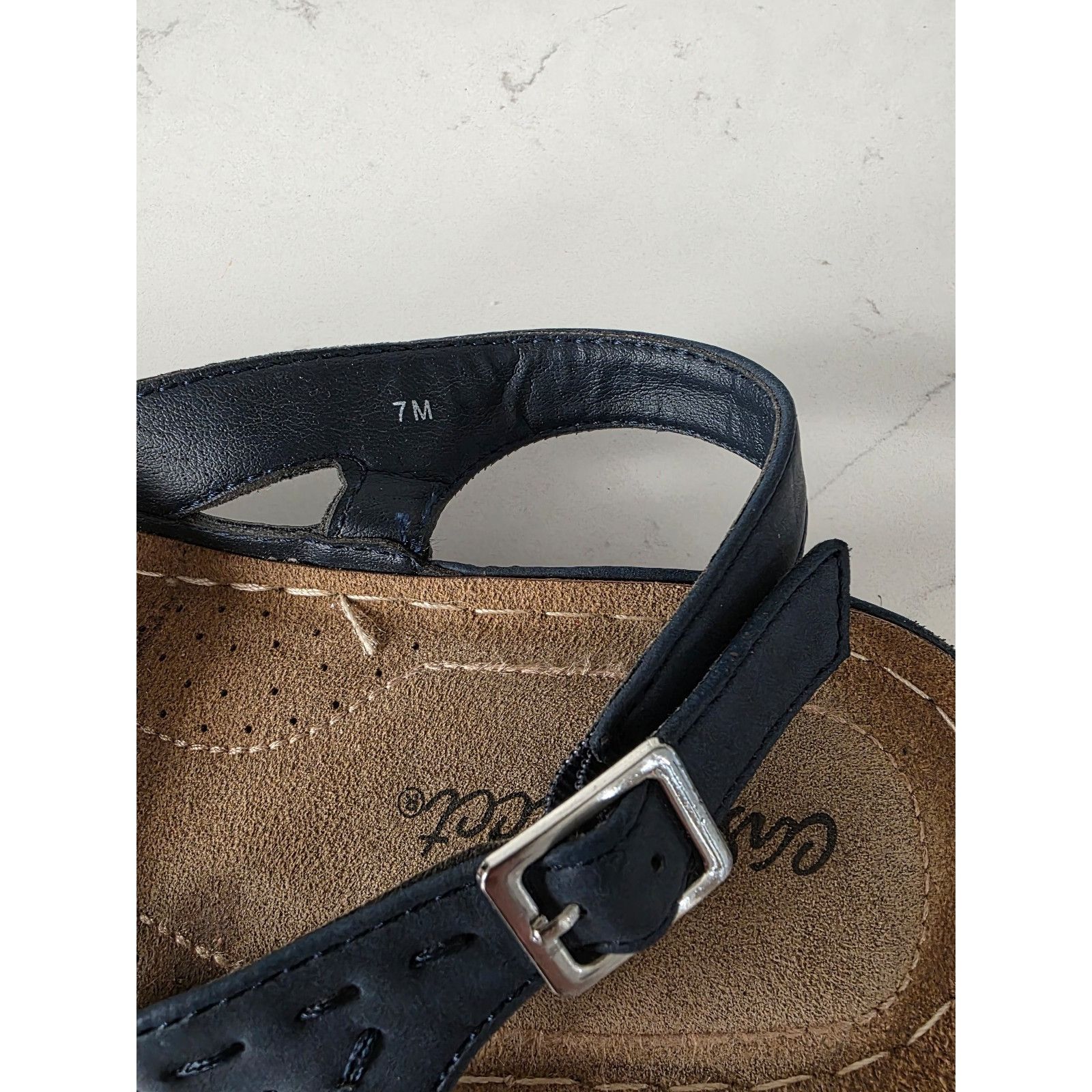 Other Womens size 7M Easy Street Kehlani slingback sandals in navy Size US 7 / IT 37 - 4 Thumbnail