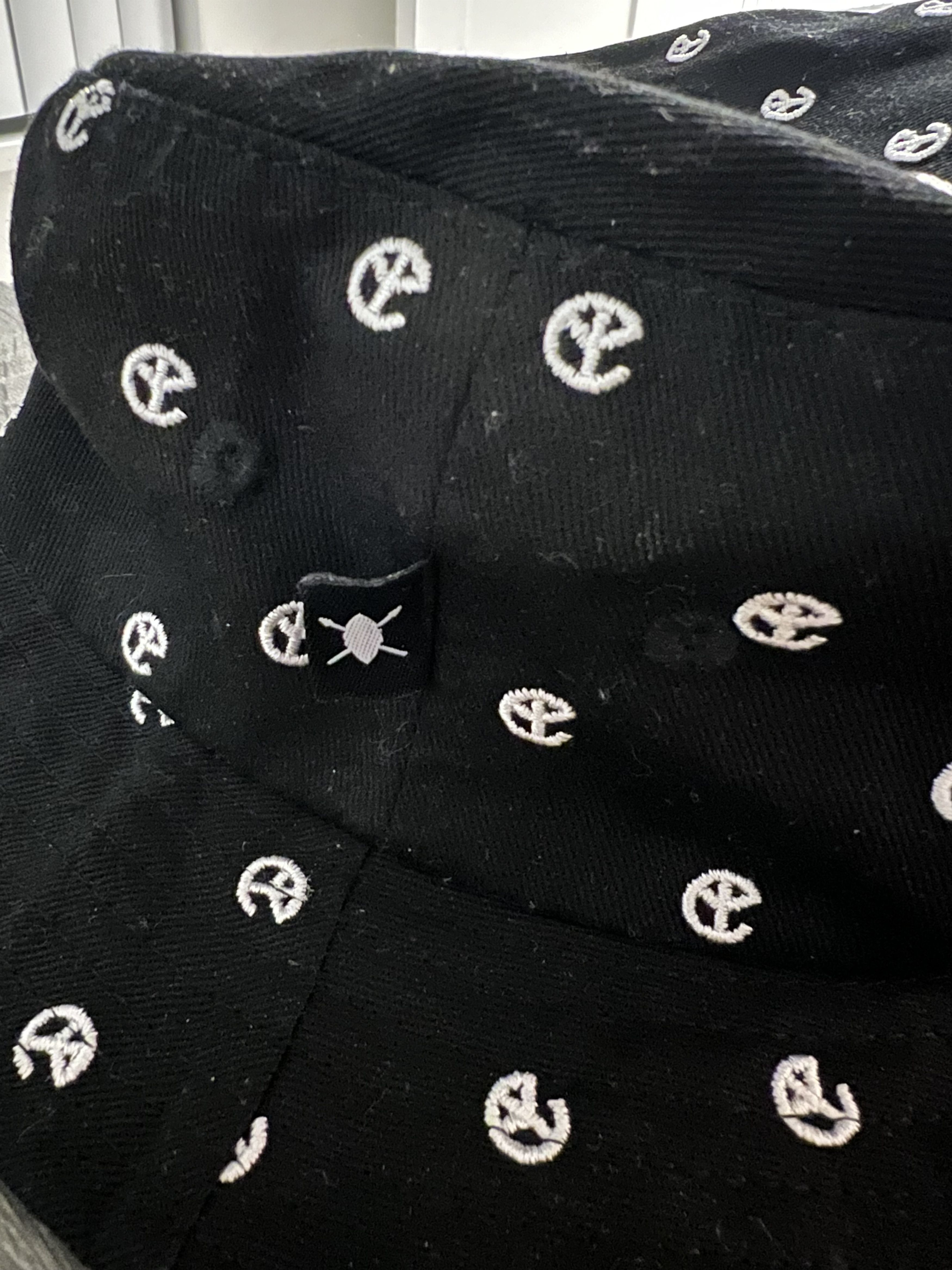 Daily Paper Daily Paper x Yellow Claw Bucket Hat Size ONE SIZE - 1 Thumbnail