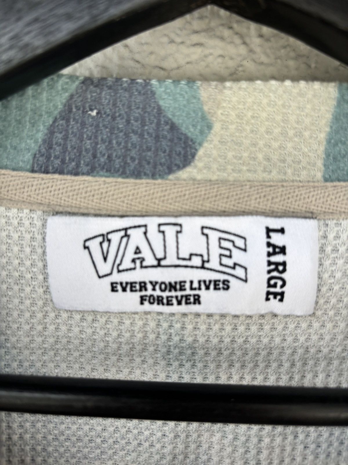 Vale Camo valley dreams vale boxy cropped thermal Size US L / EU 52-54 / 3 - 3 Thumbnail
